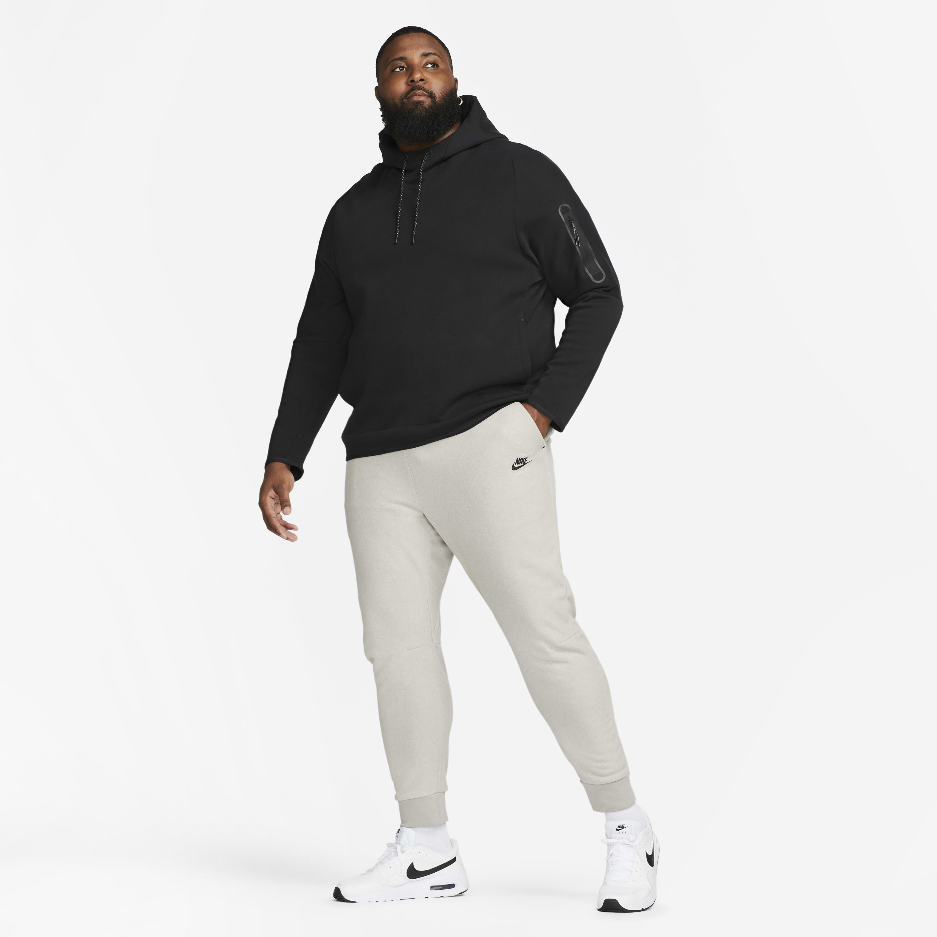 Nike Sportswear Tech Fleece image number 11