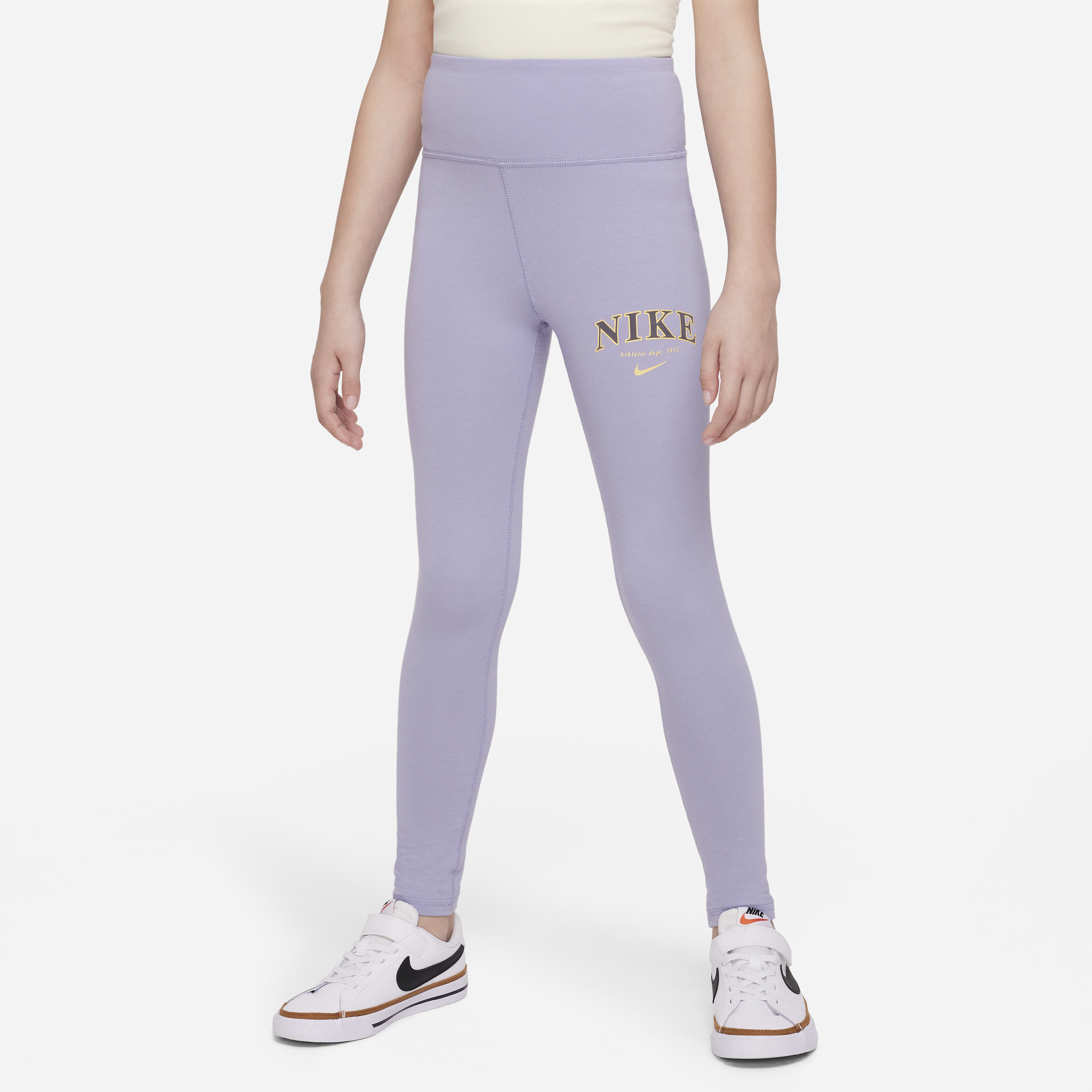 نايكي سبورتسوير فيفوريتس image number 0