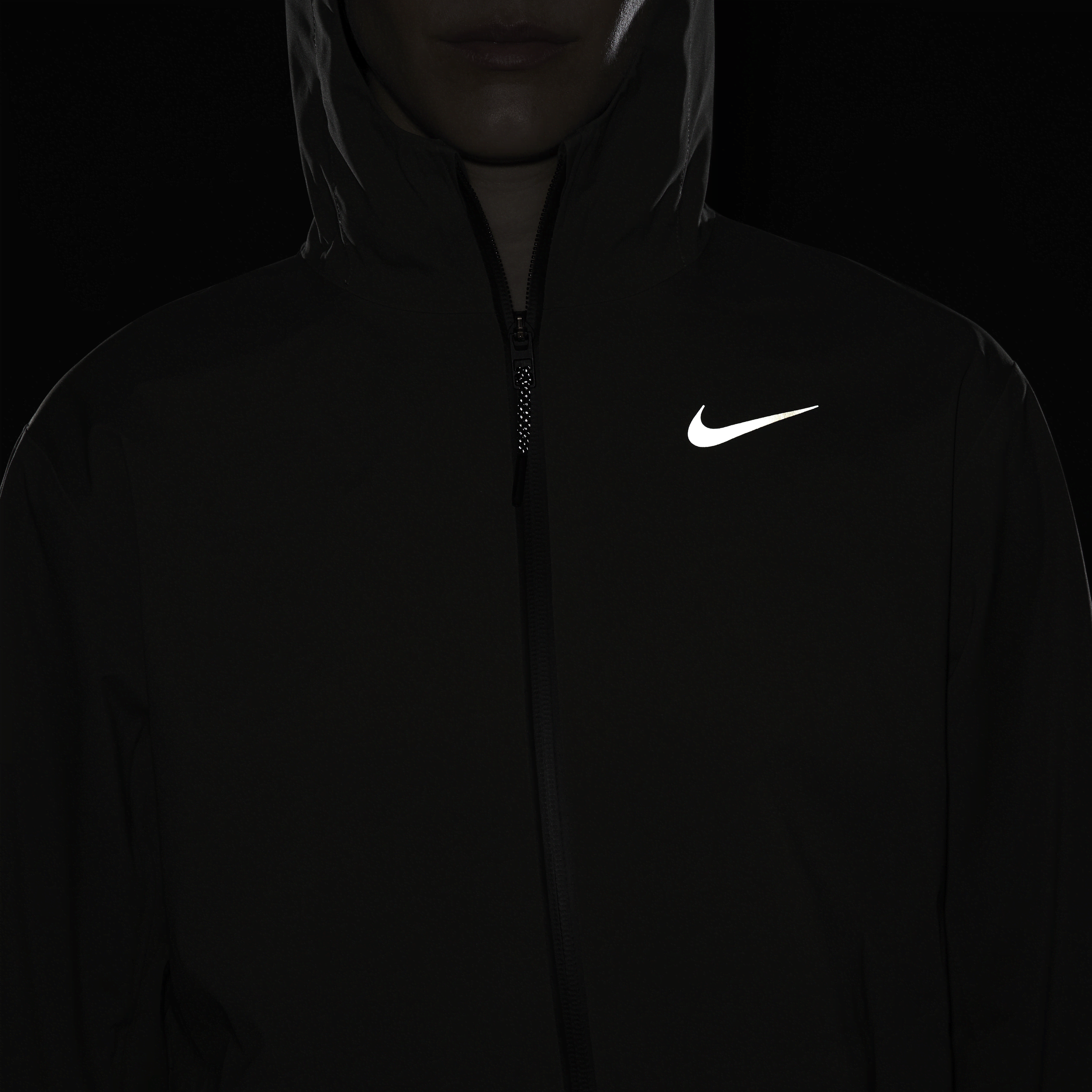 Nike Storm-FIT Run Division image number 17