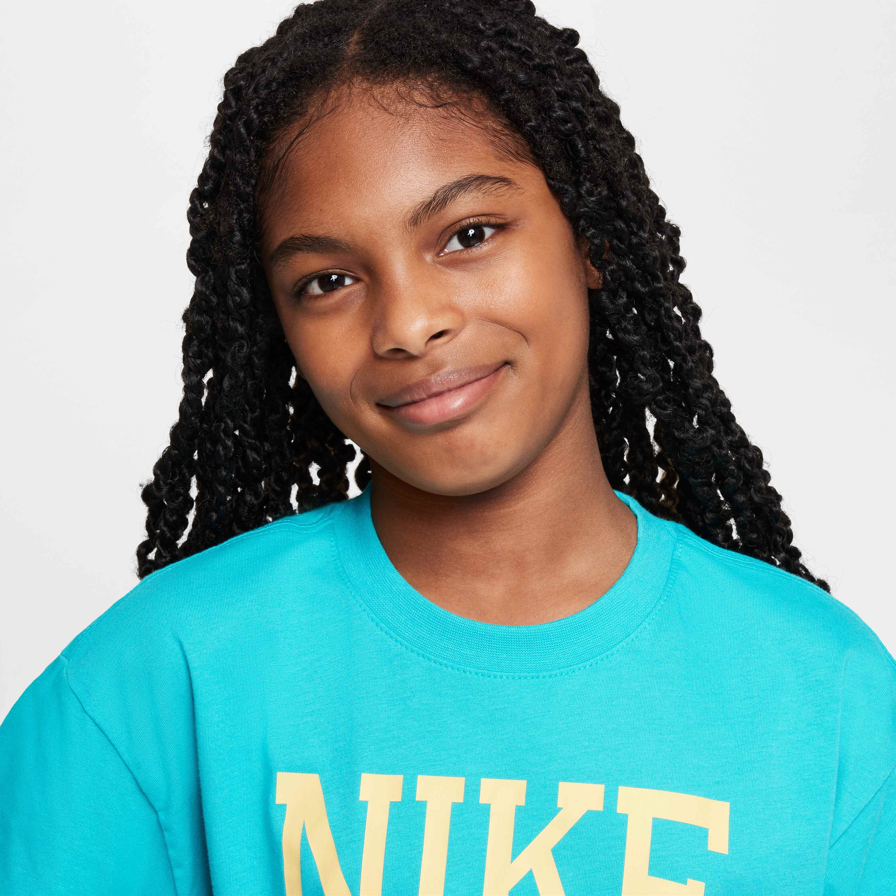 نايكي سبورتسوير image number 2