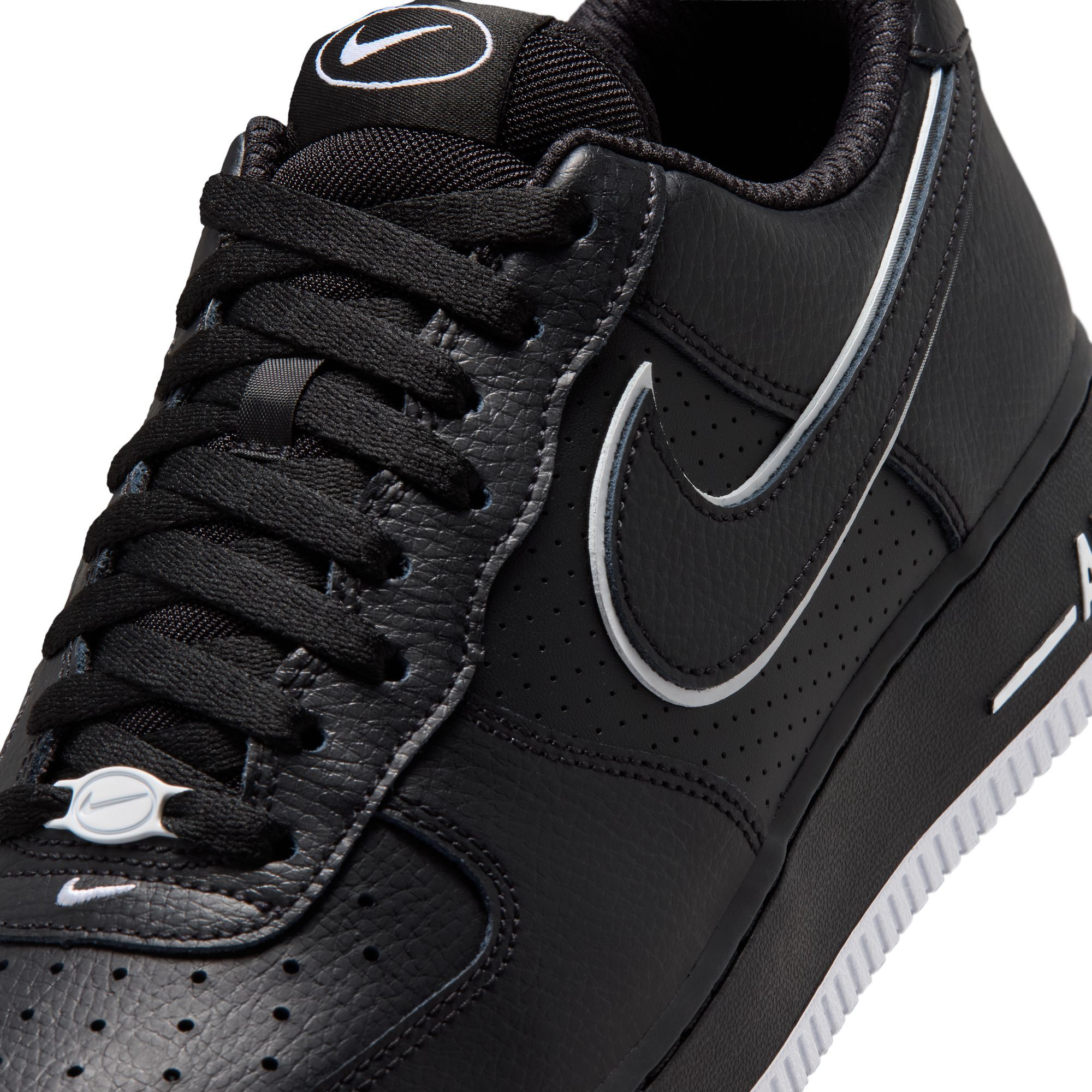Nike Air Force 1 '07 LV8 image number 6