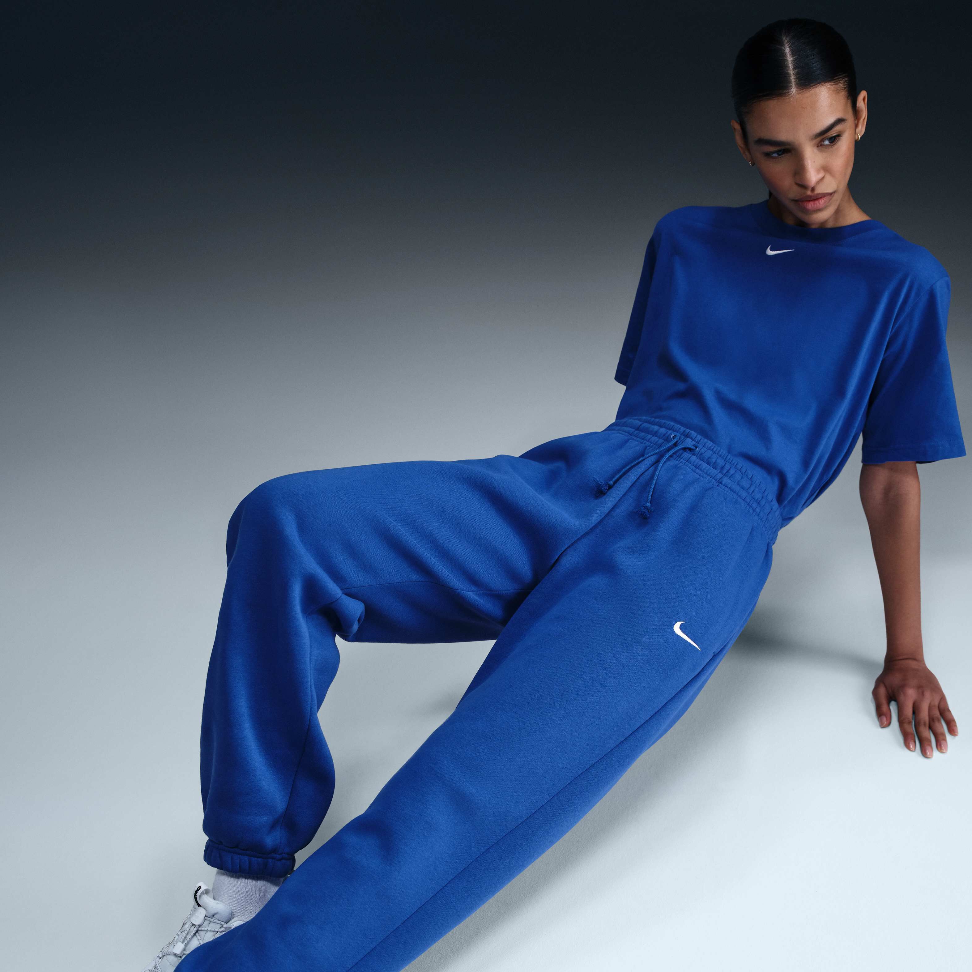 Nike Sportswear Phoenix Fleece image number 4