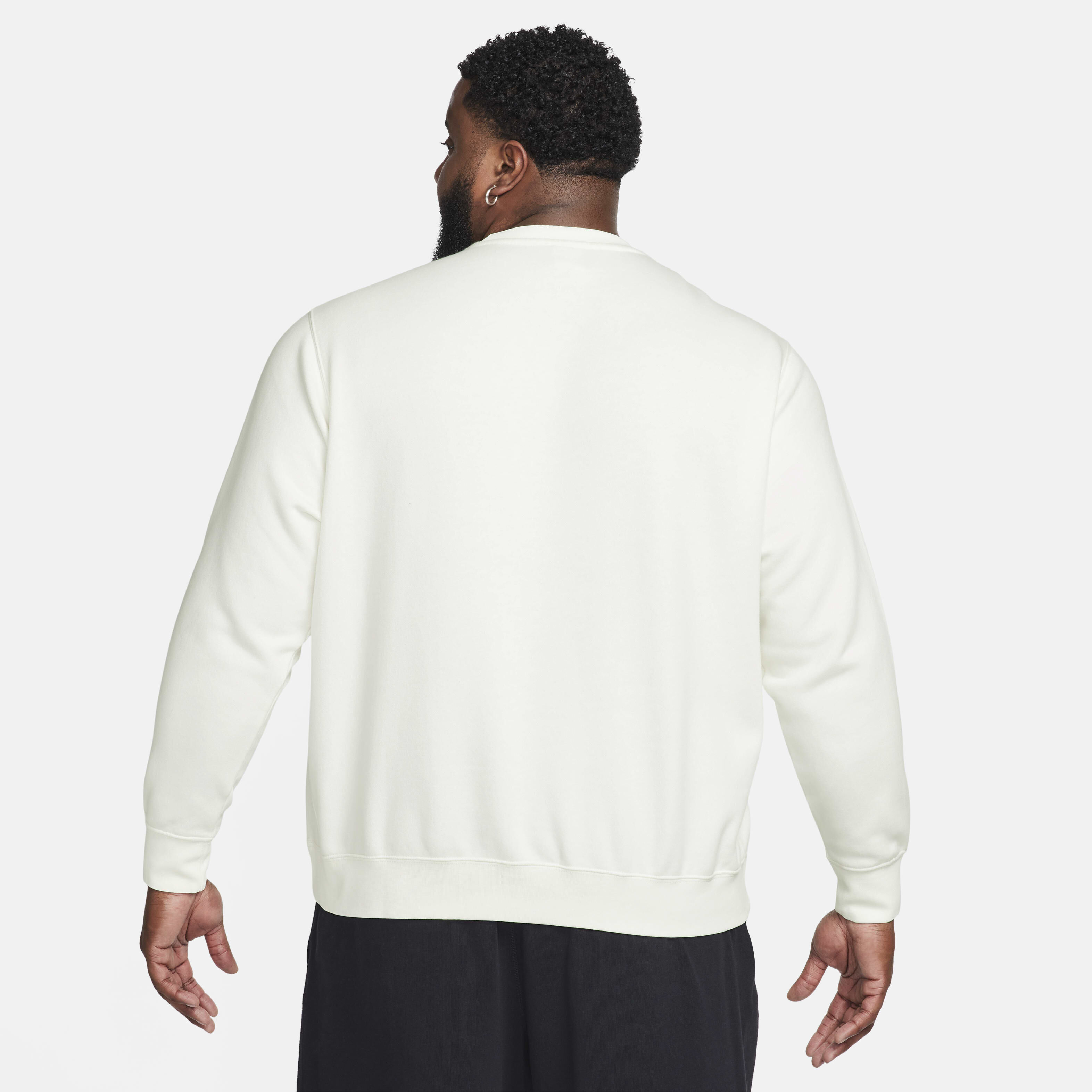 Buy Nike Sportswear Club Fleece Men s Crew Nike Saudi Official
