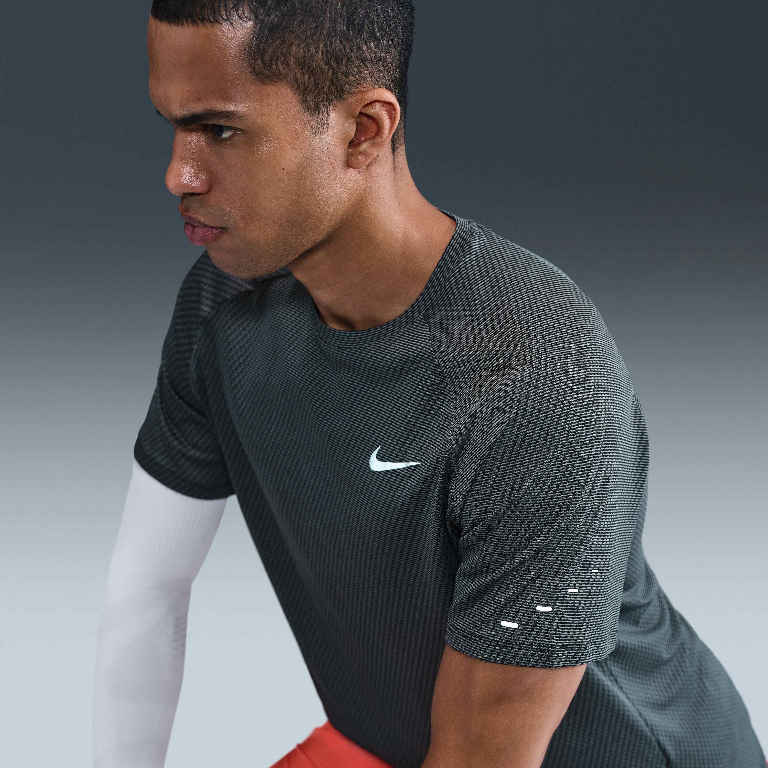 Nike Stride image number 2