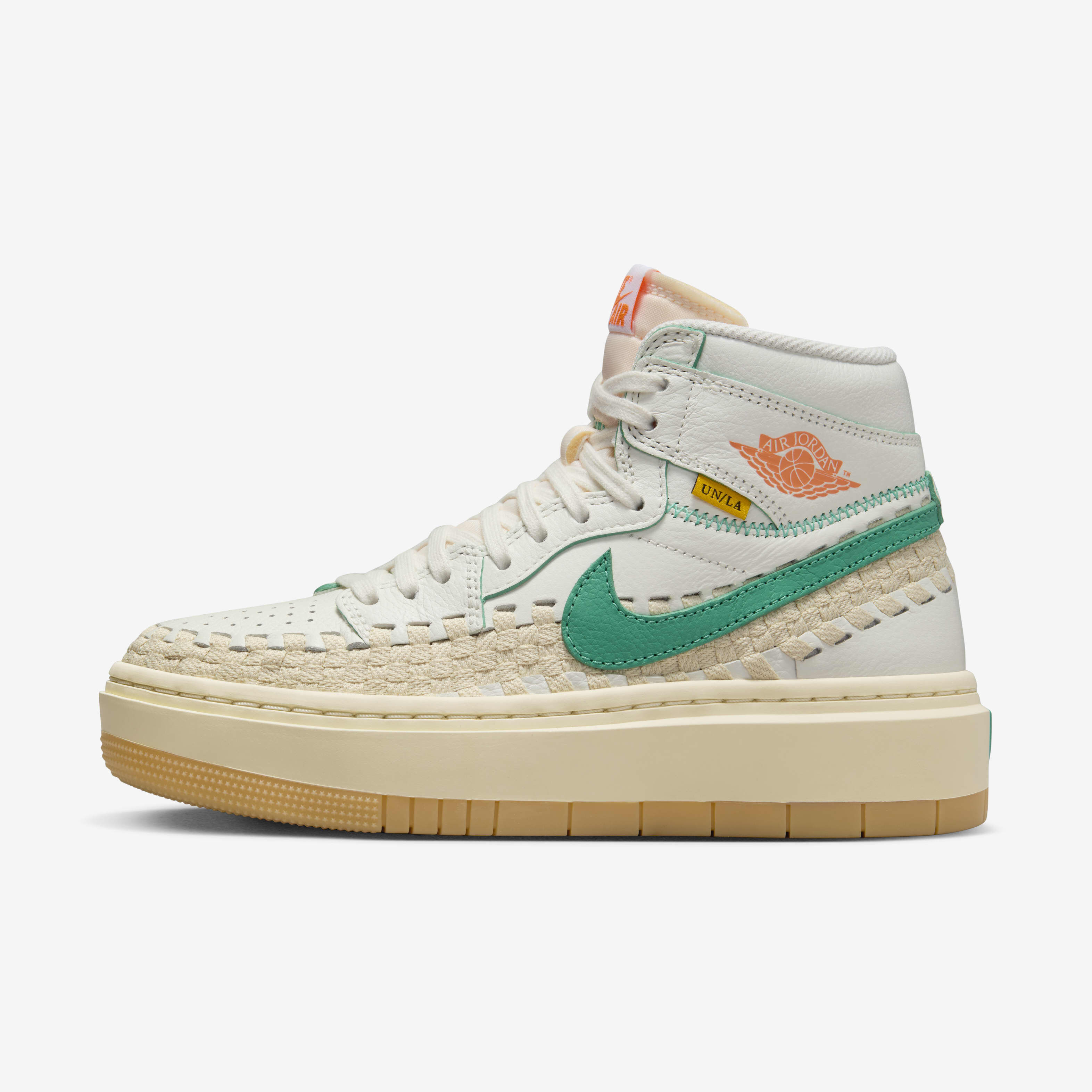 اير جوردن 1 اليفيت x يونيون x بيفيس بيوتي سبلاي image number 0