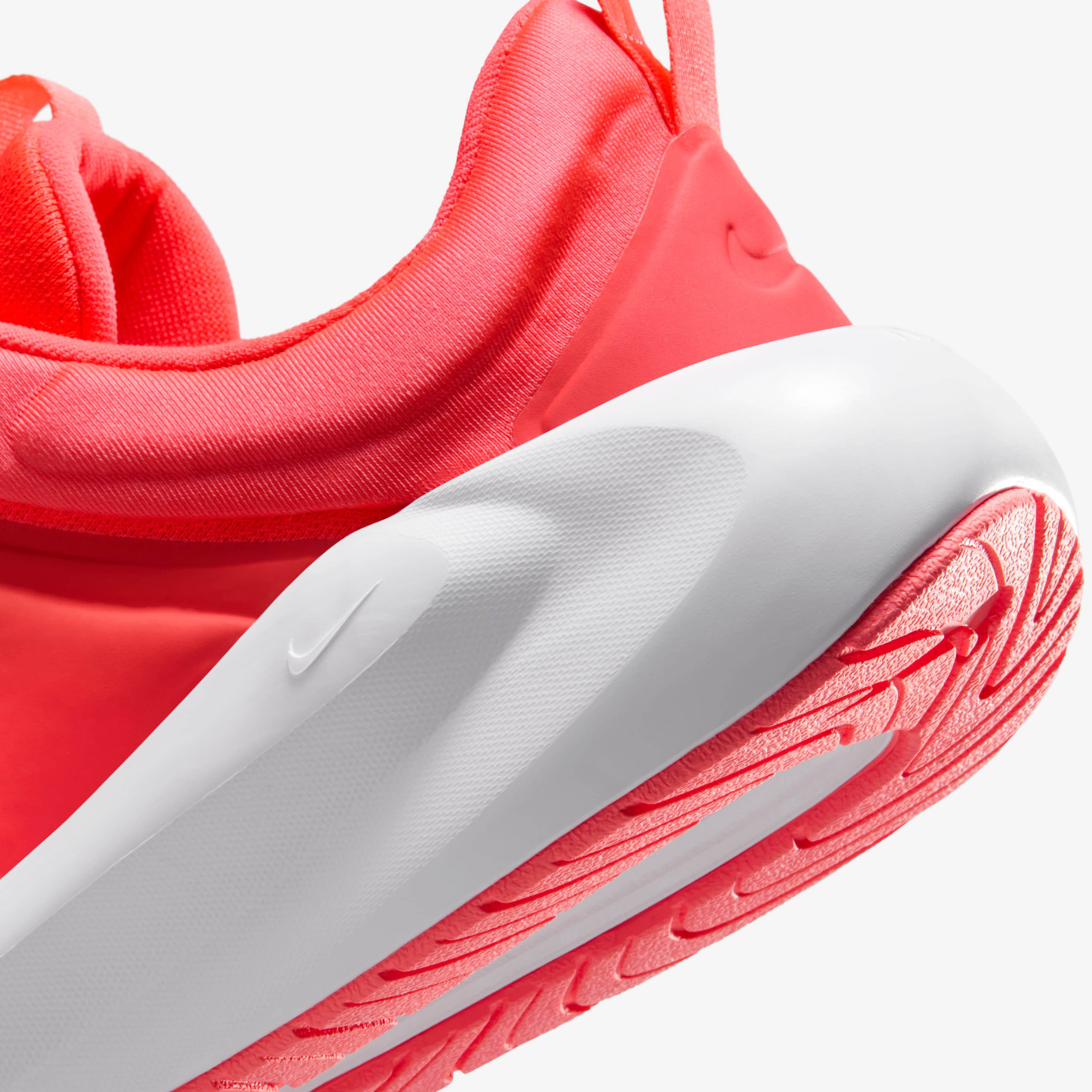 نايكي ان-سيزون تي ار 14 image number 7