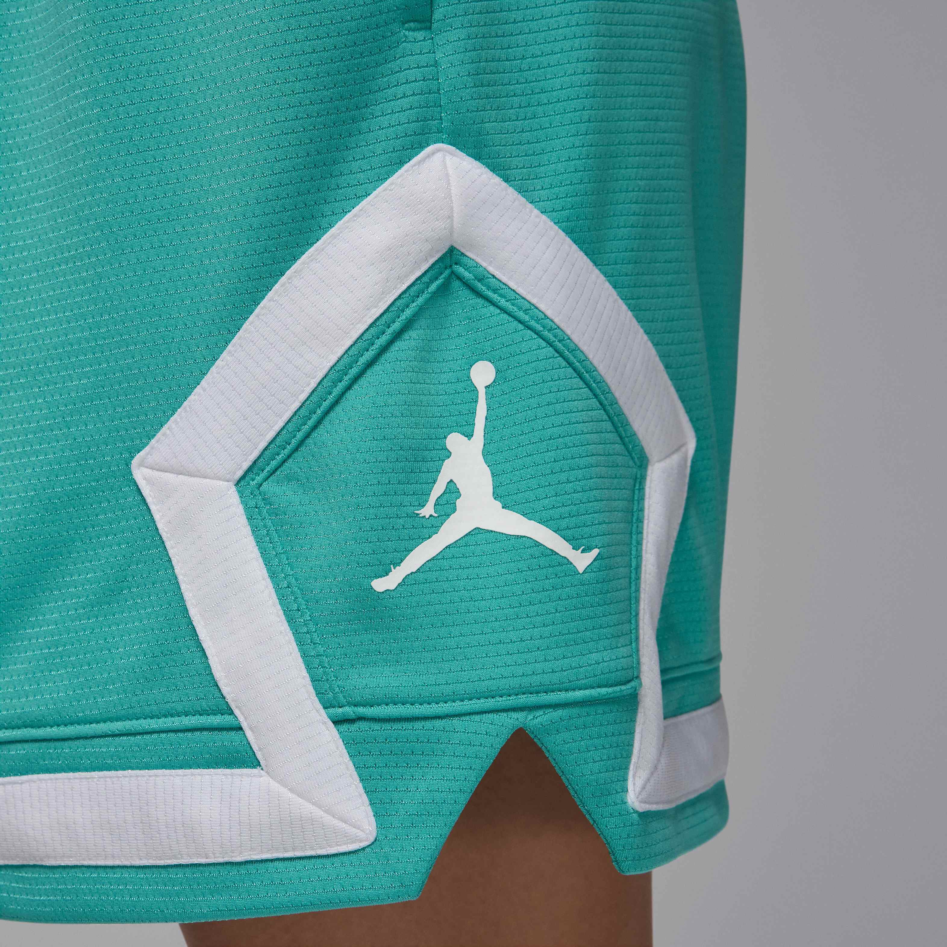 جوردن سبورت image number 5