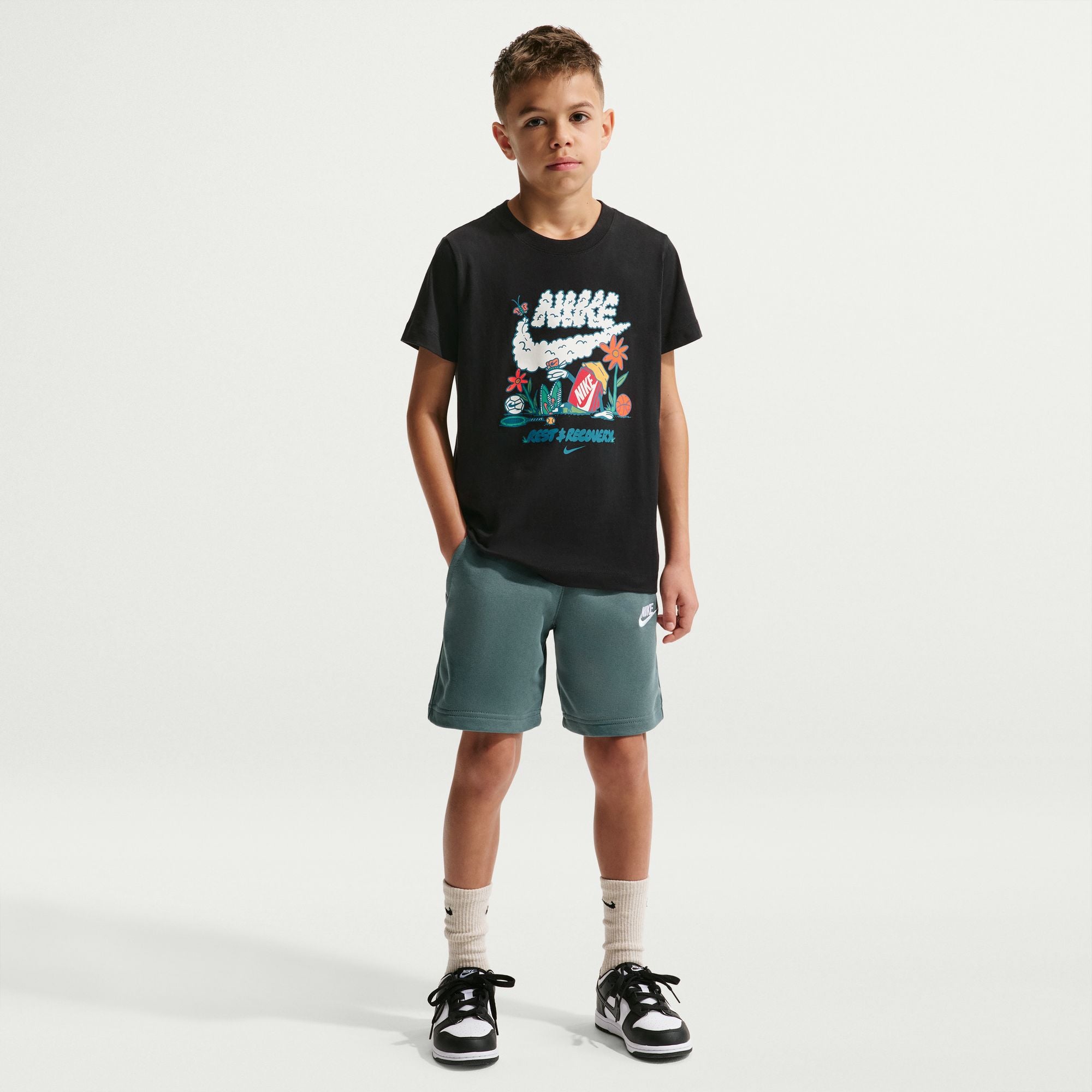 Nike Sportswear image number 0