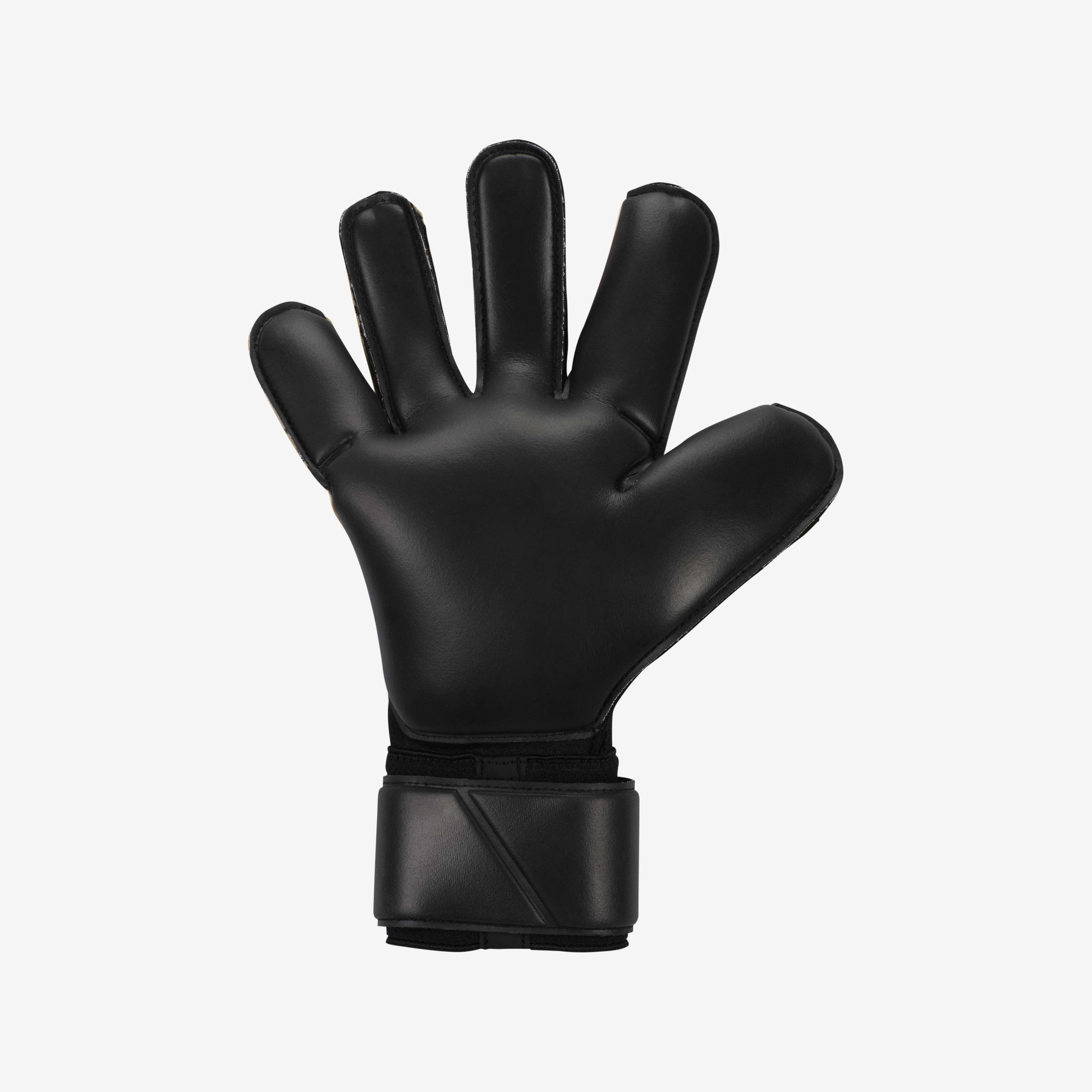 Buy Nike Grip3 Goalkeeper Gloves Nike Saudi Official