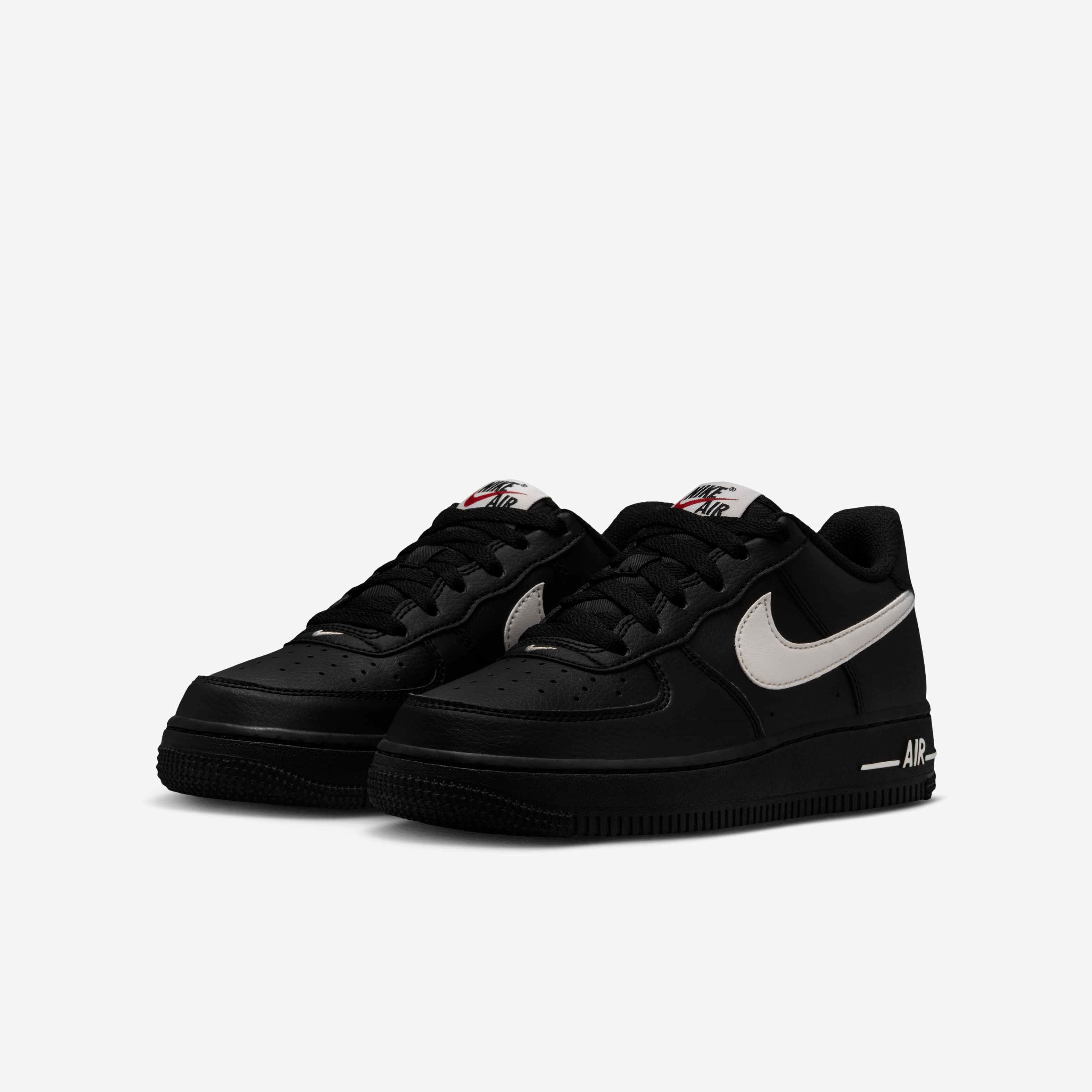 Nike Air Force 1 image number 4