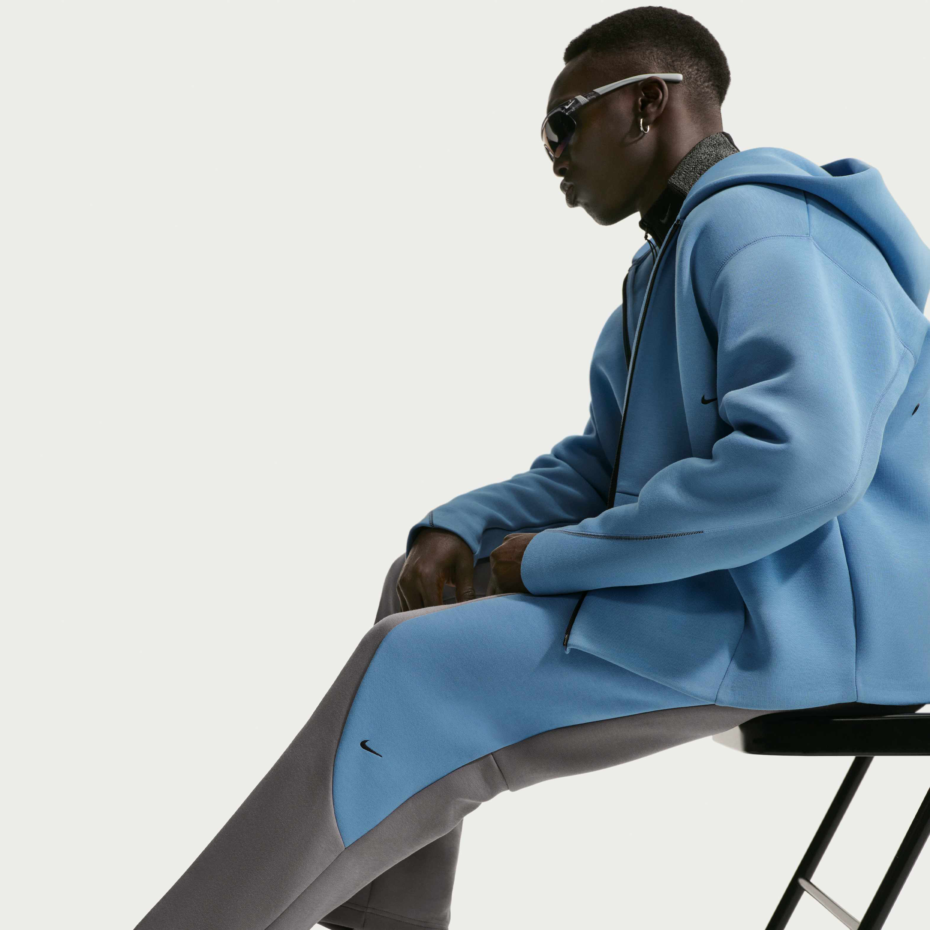 Nike Tech image number 3