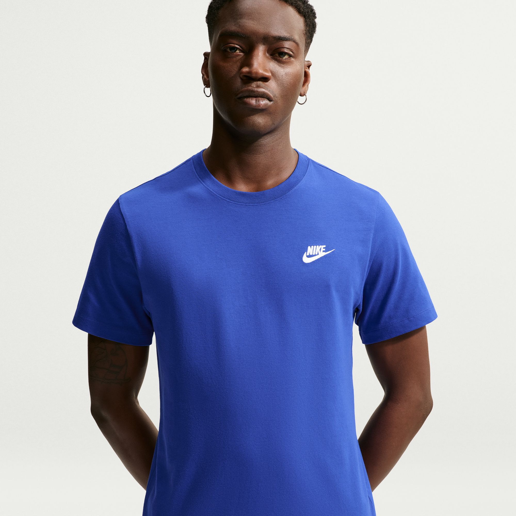 Nike Sportswear Club image number 2