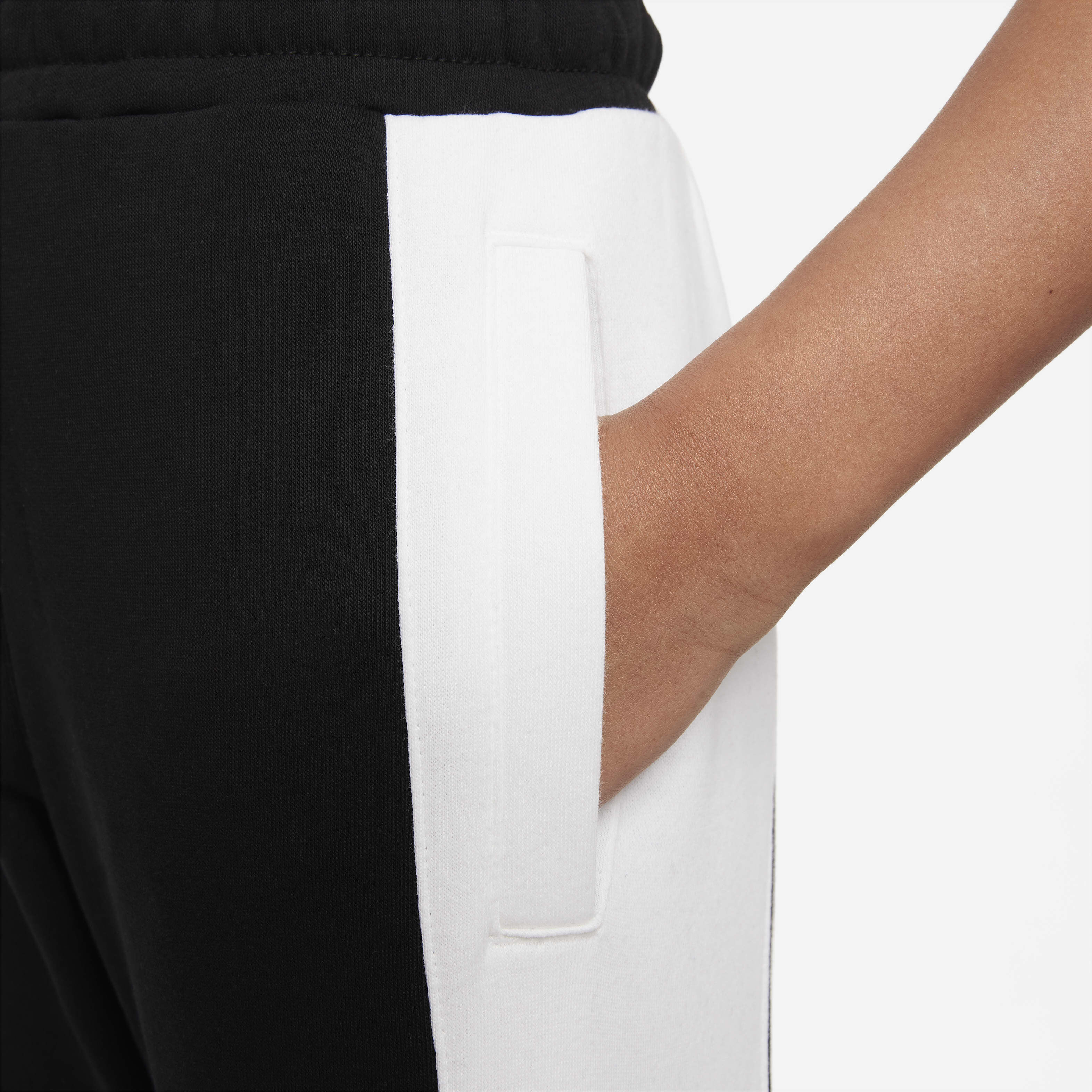 Nike Sportswear image number 3