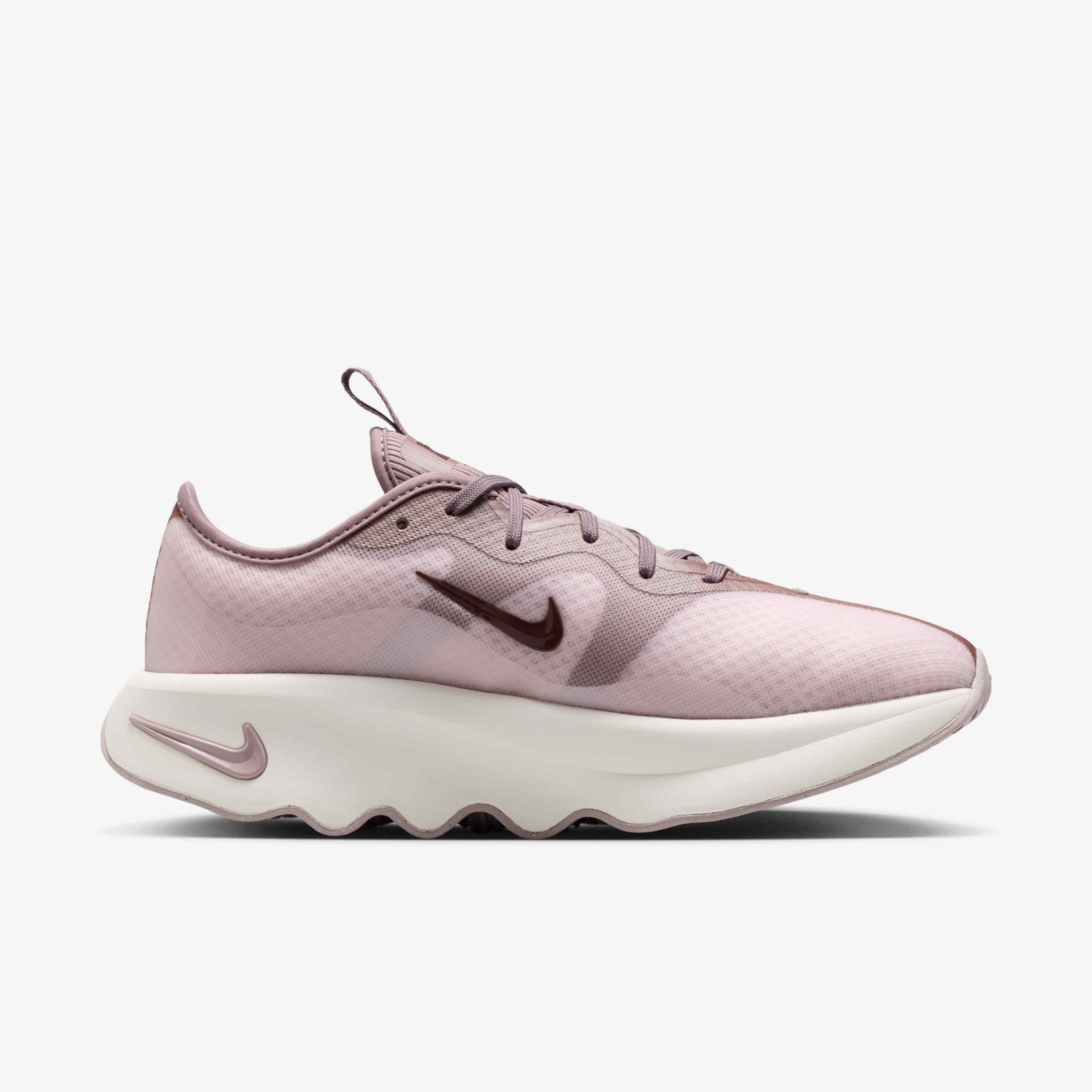 Nike Motiva 2 image number 2