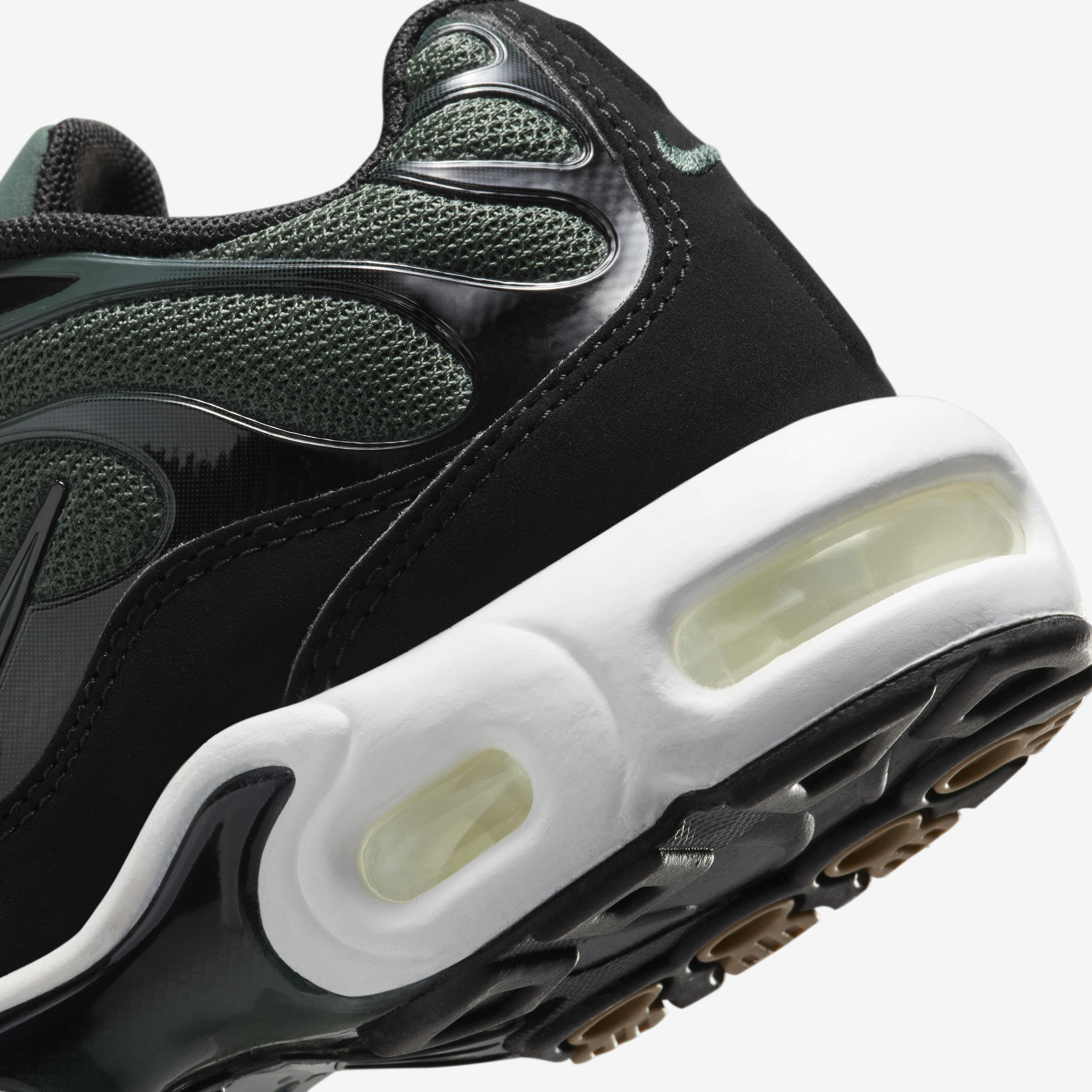 Nike Air Max Plus image number 7
