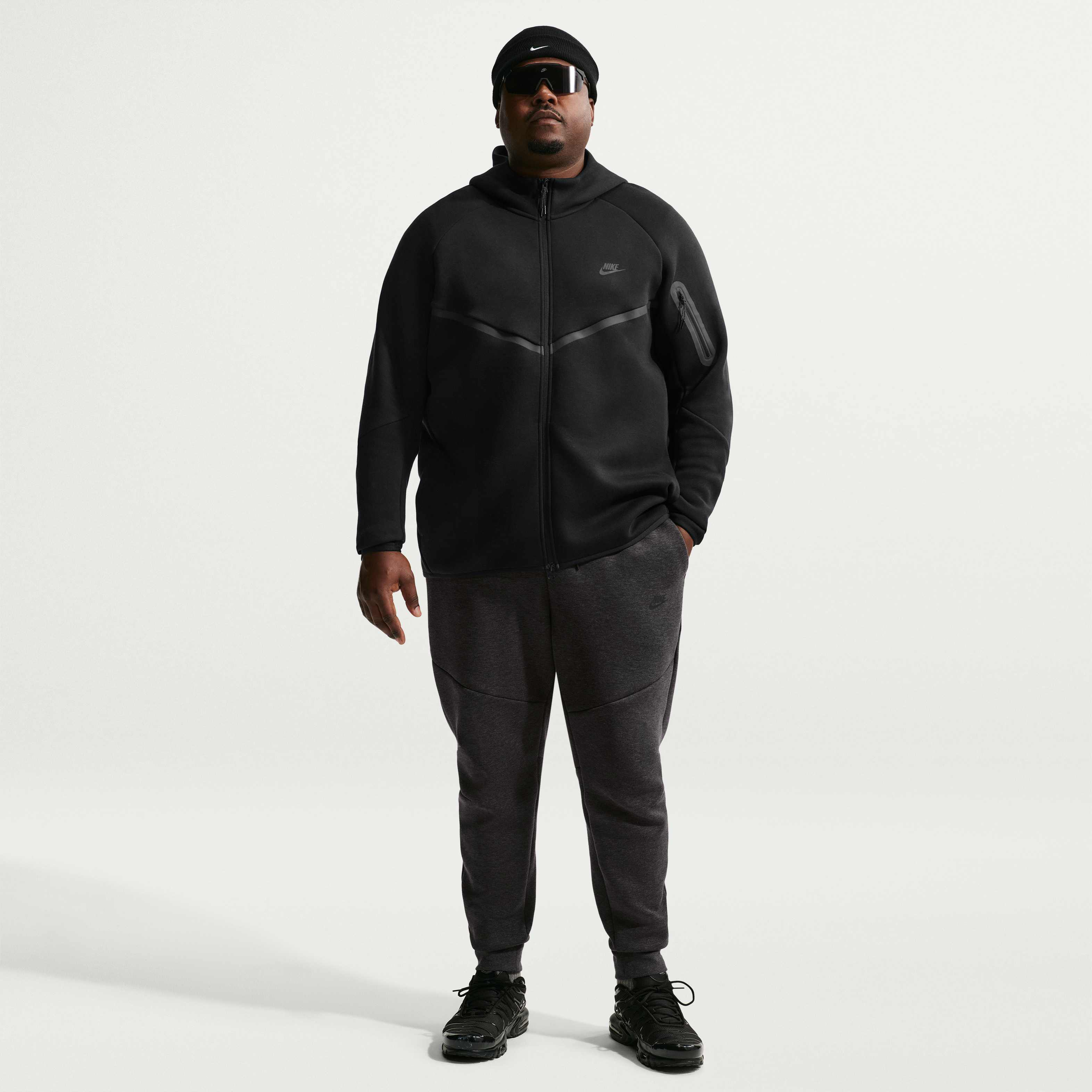 نايكي تك image number 5