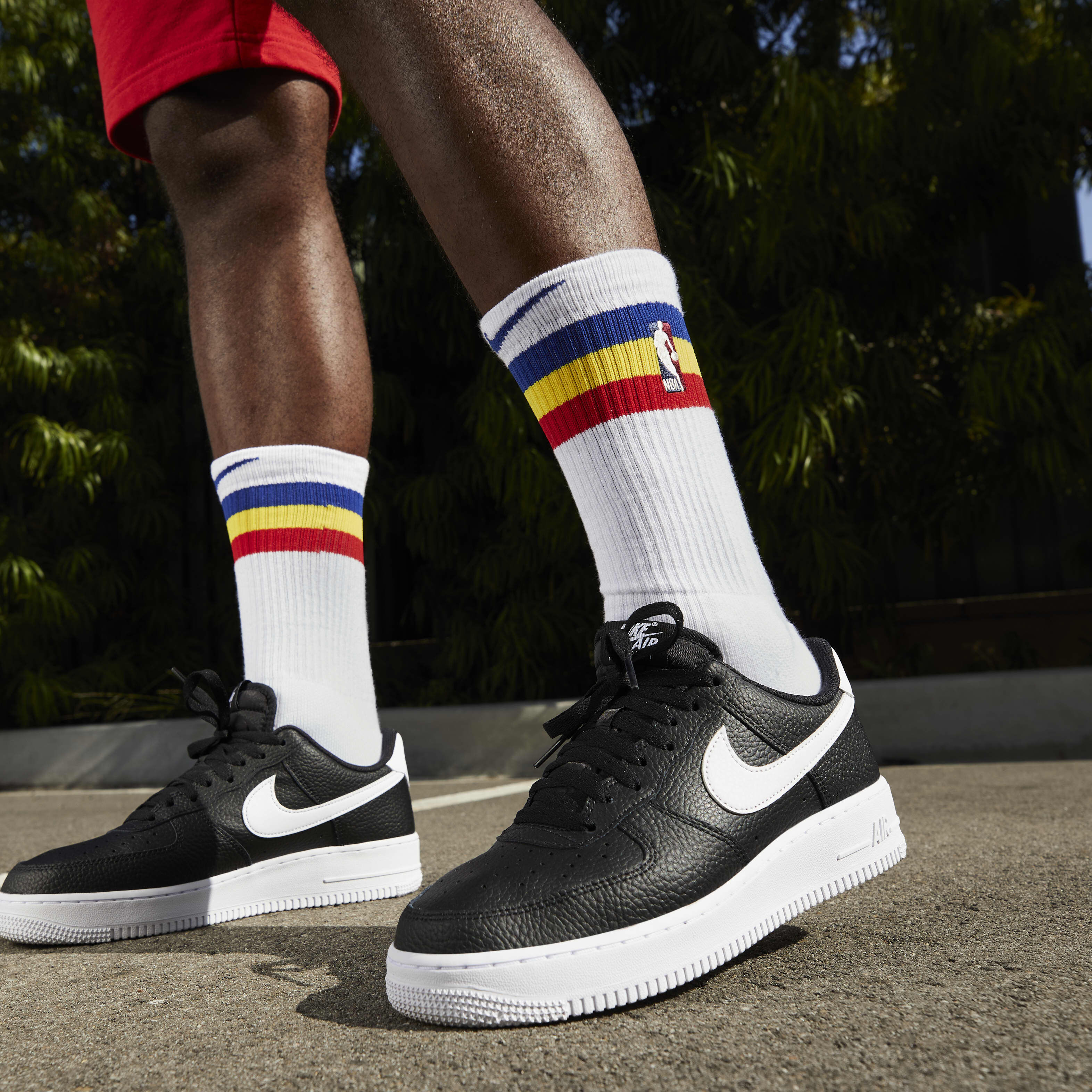 Buy Nike Air Force 1 07 Men s Shoe Black White Nike Saudi Official