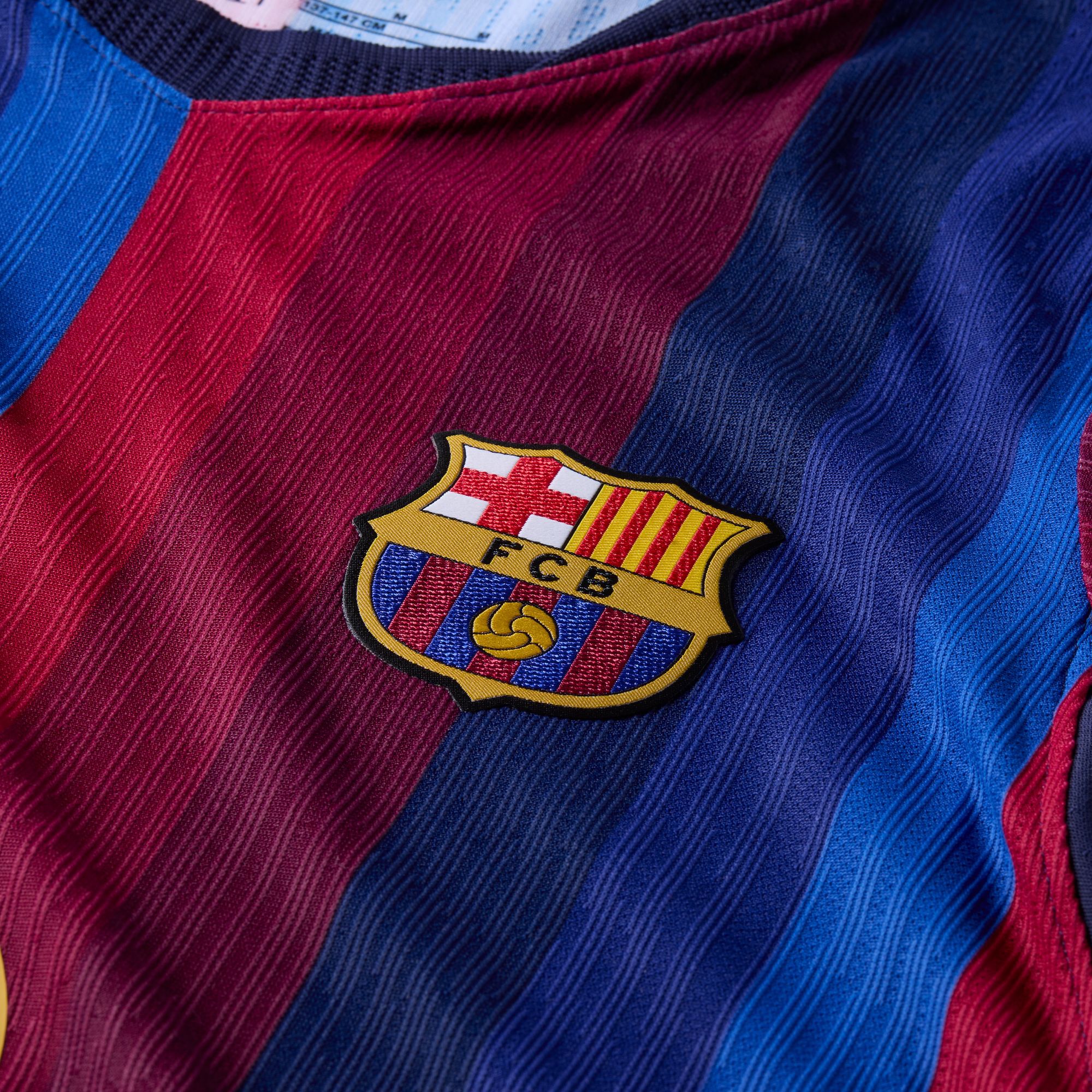 برشلونة 2026/27 ماتش الأساسي image number 5