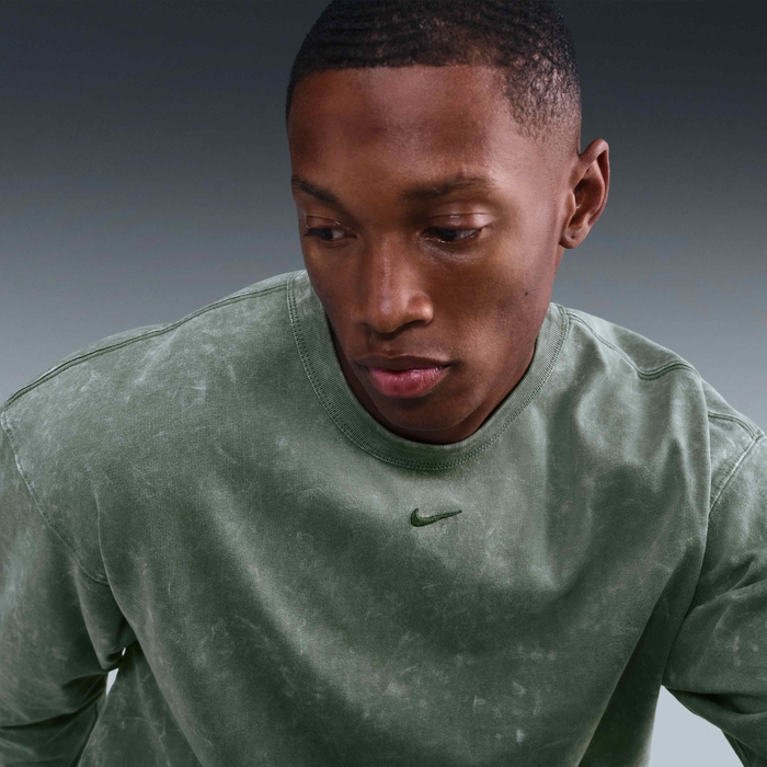 Nike Sportswear Premium Essentials image number 2 Nike Sportswear Premium Essentials image number 2