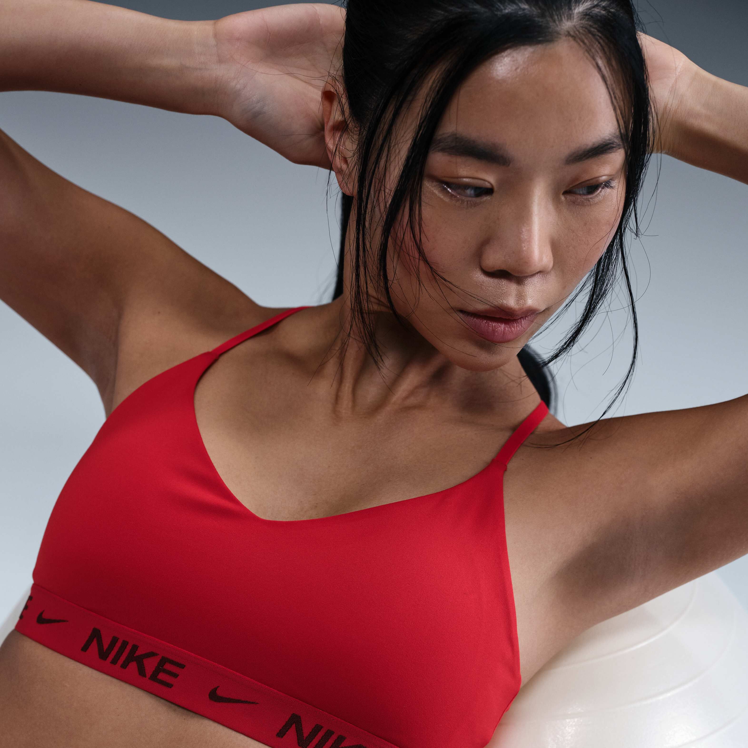 nike indy sports bra red
