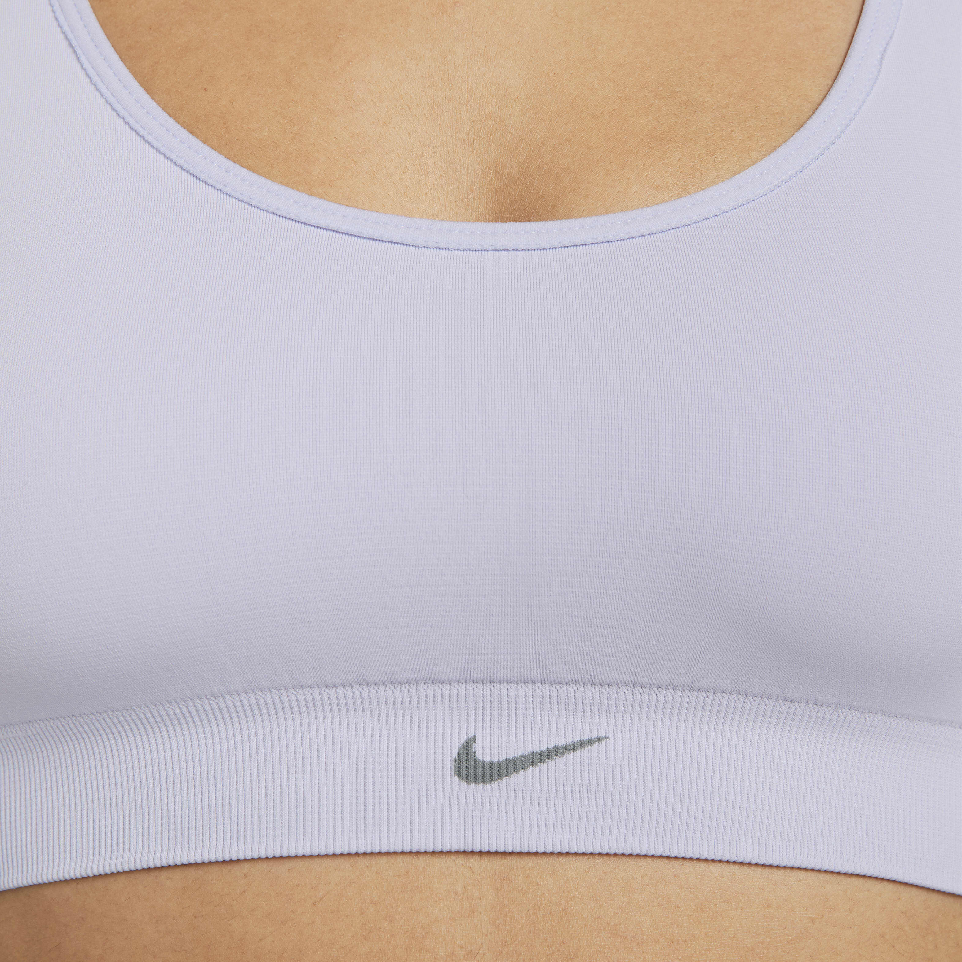 Nike women's seamless light sports bra top
