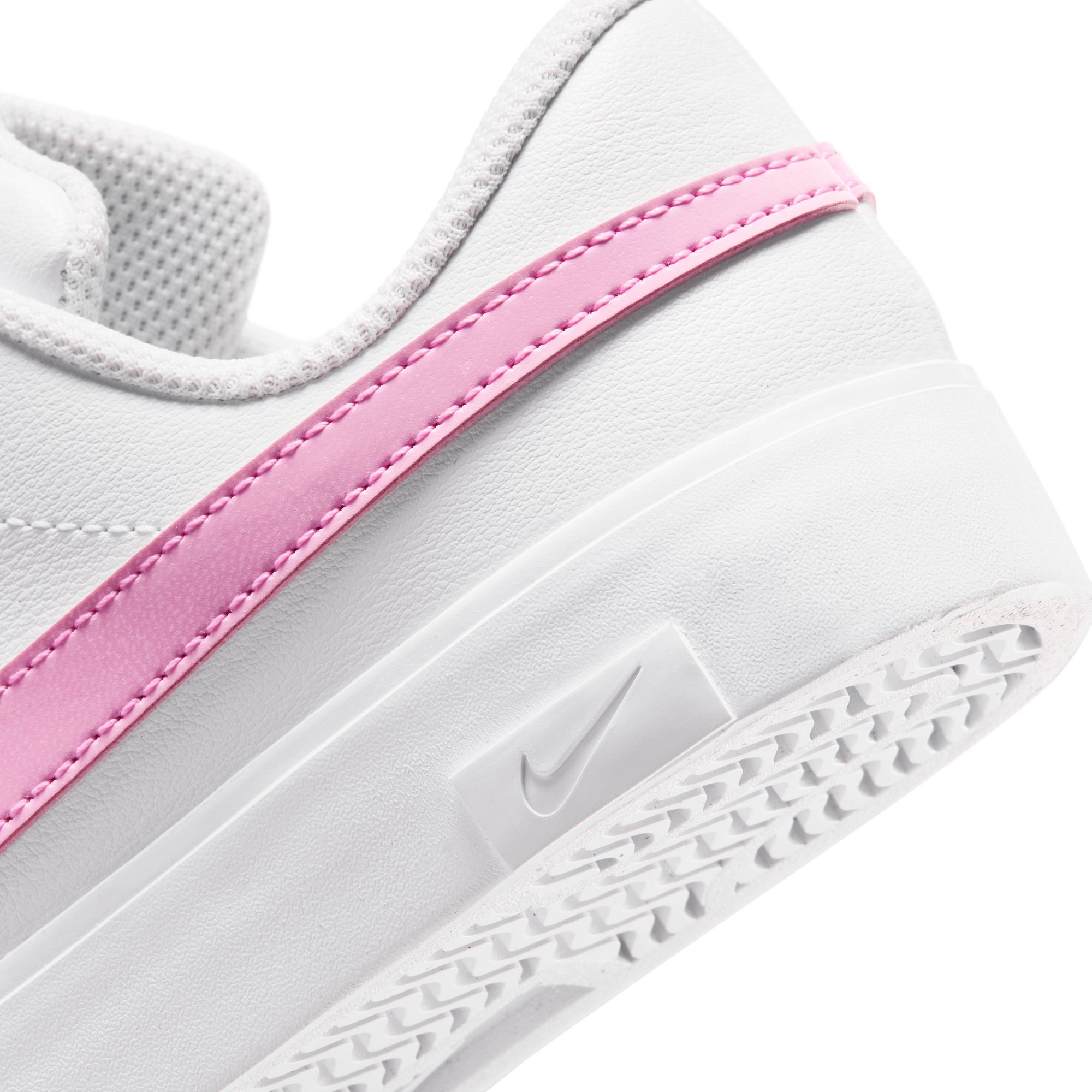 Nike Tennis Essential image number 9