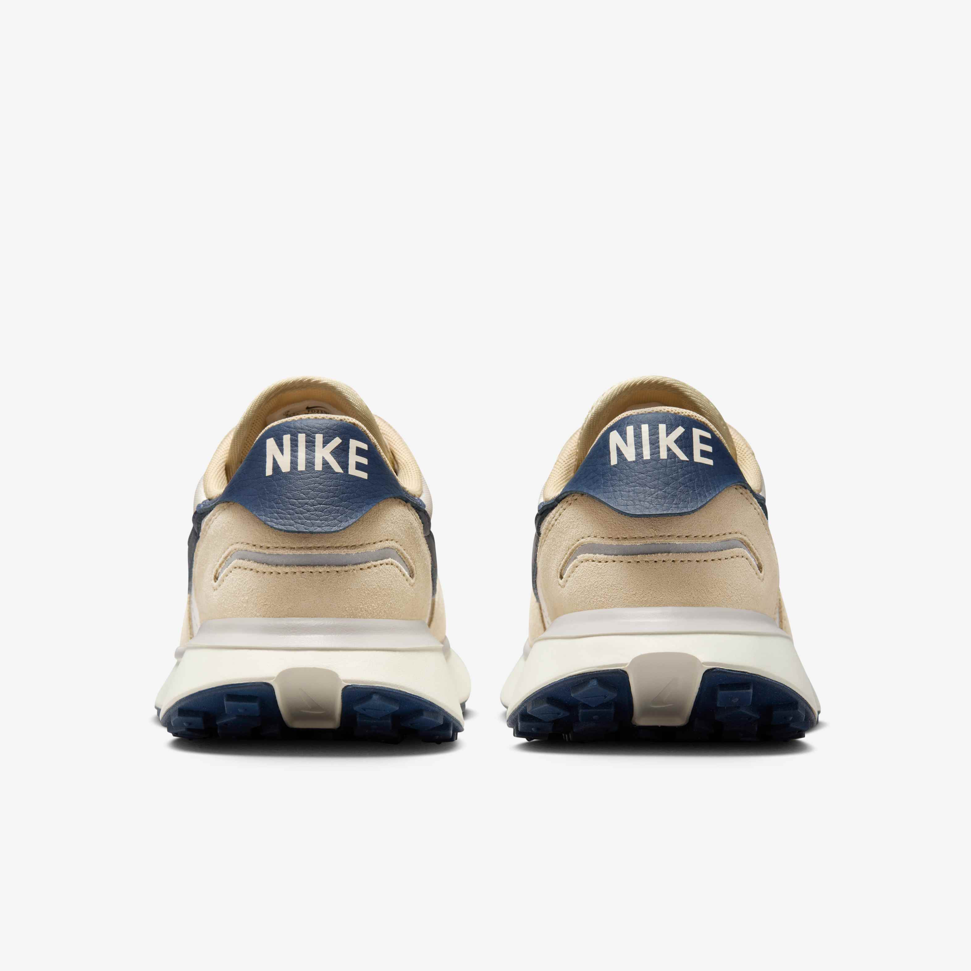 Nike Phoenix Waffle image number 6