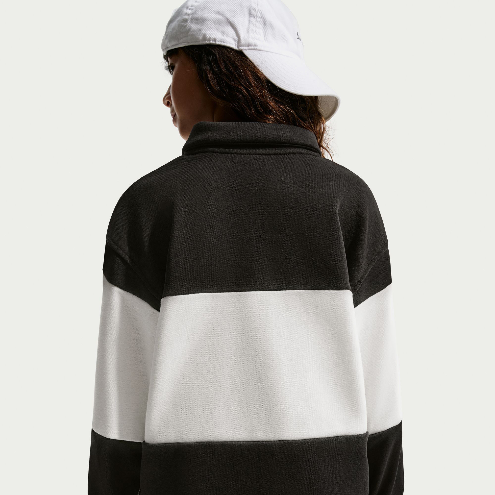 نايكي سبورتسوير كلوب image number 4