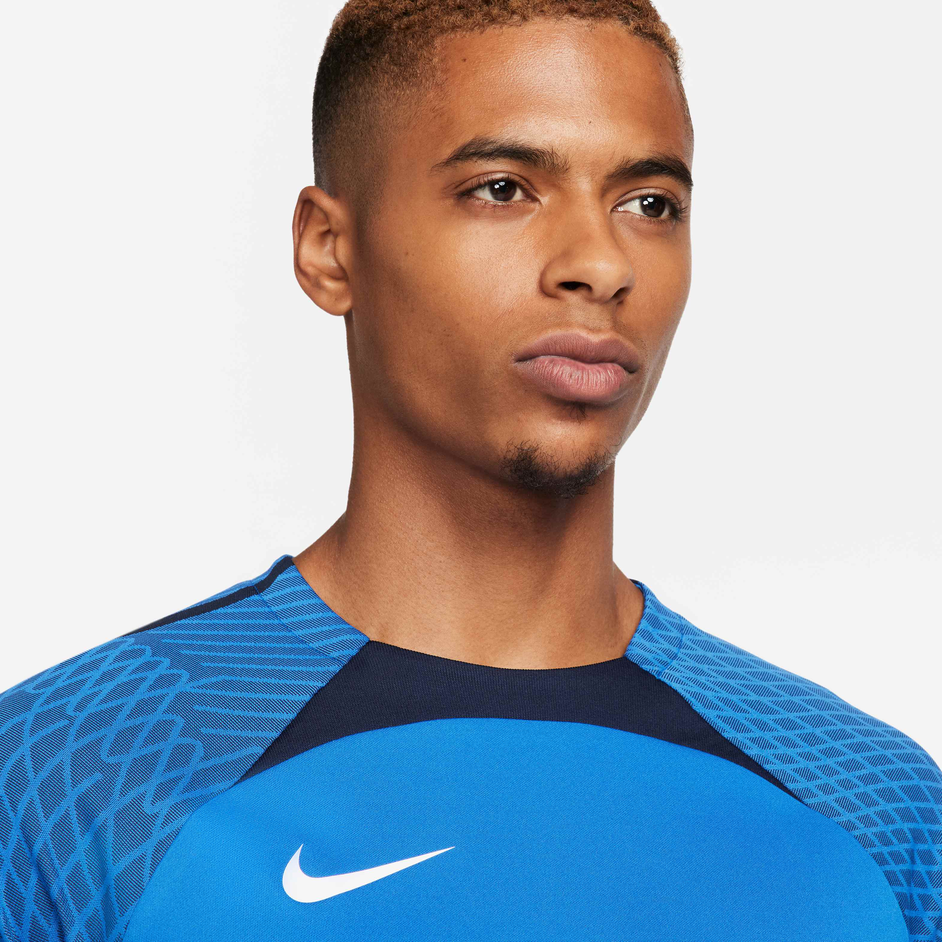 Nike Dri-FIT Strike image number 2