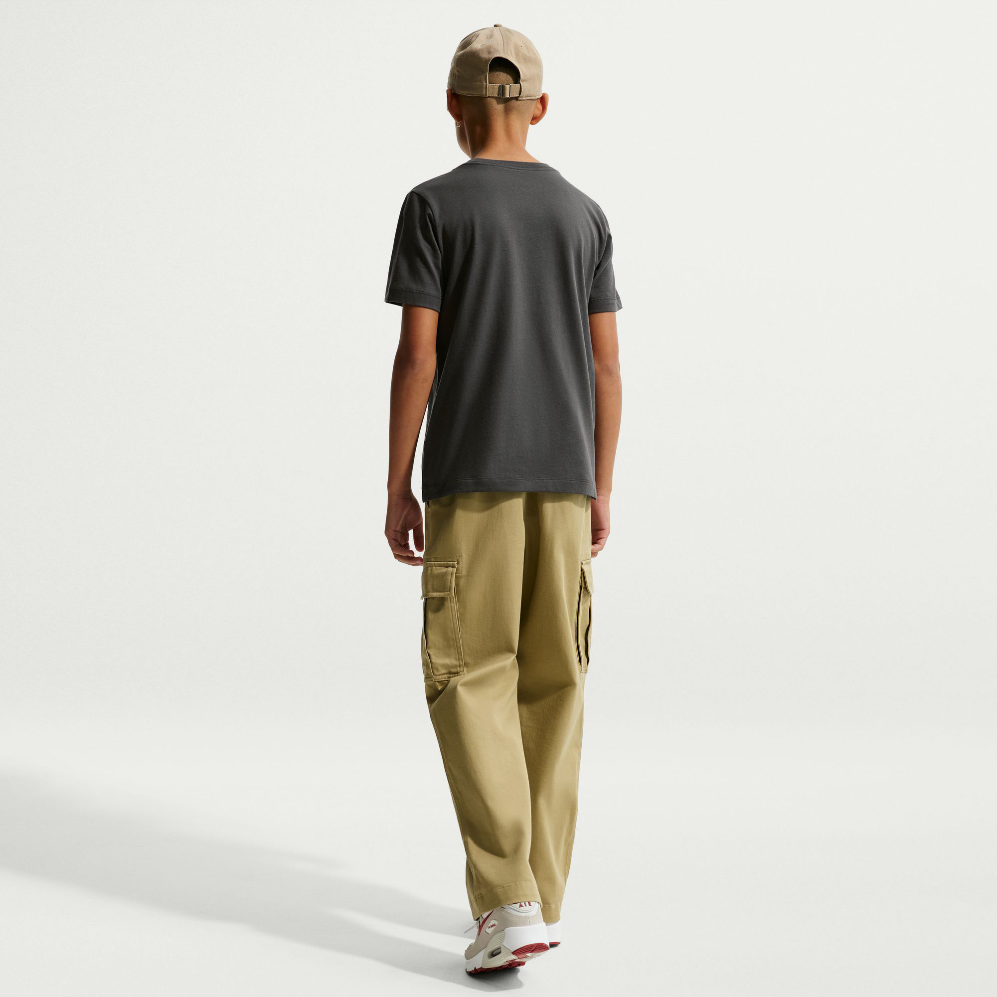 نايكي سبورتسوير image number 1