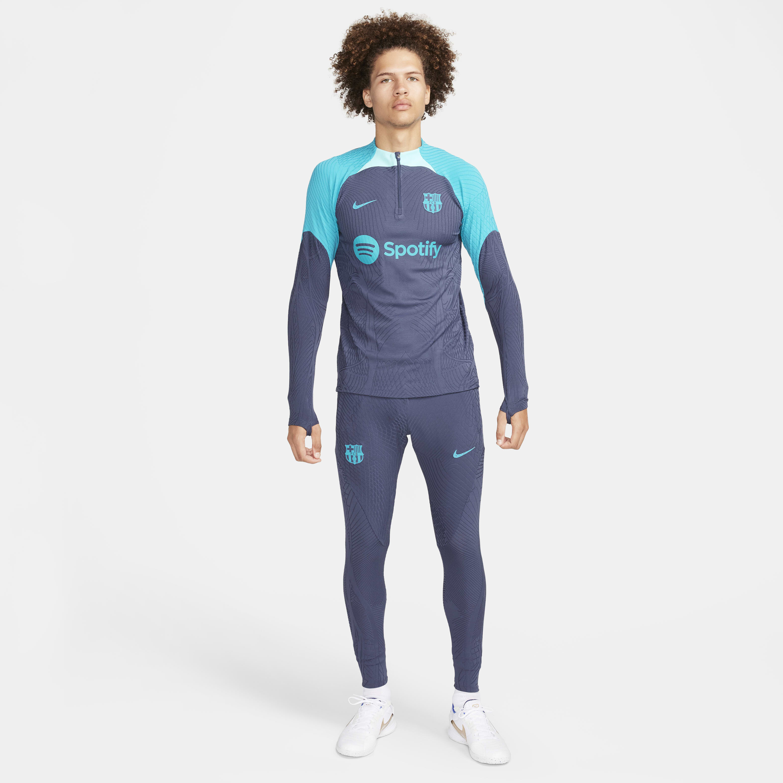 F.C. Barcelona Strike Elite Third image number 7