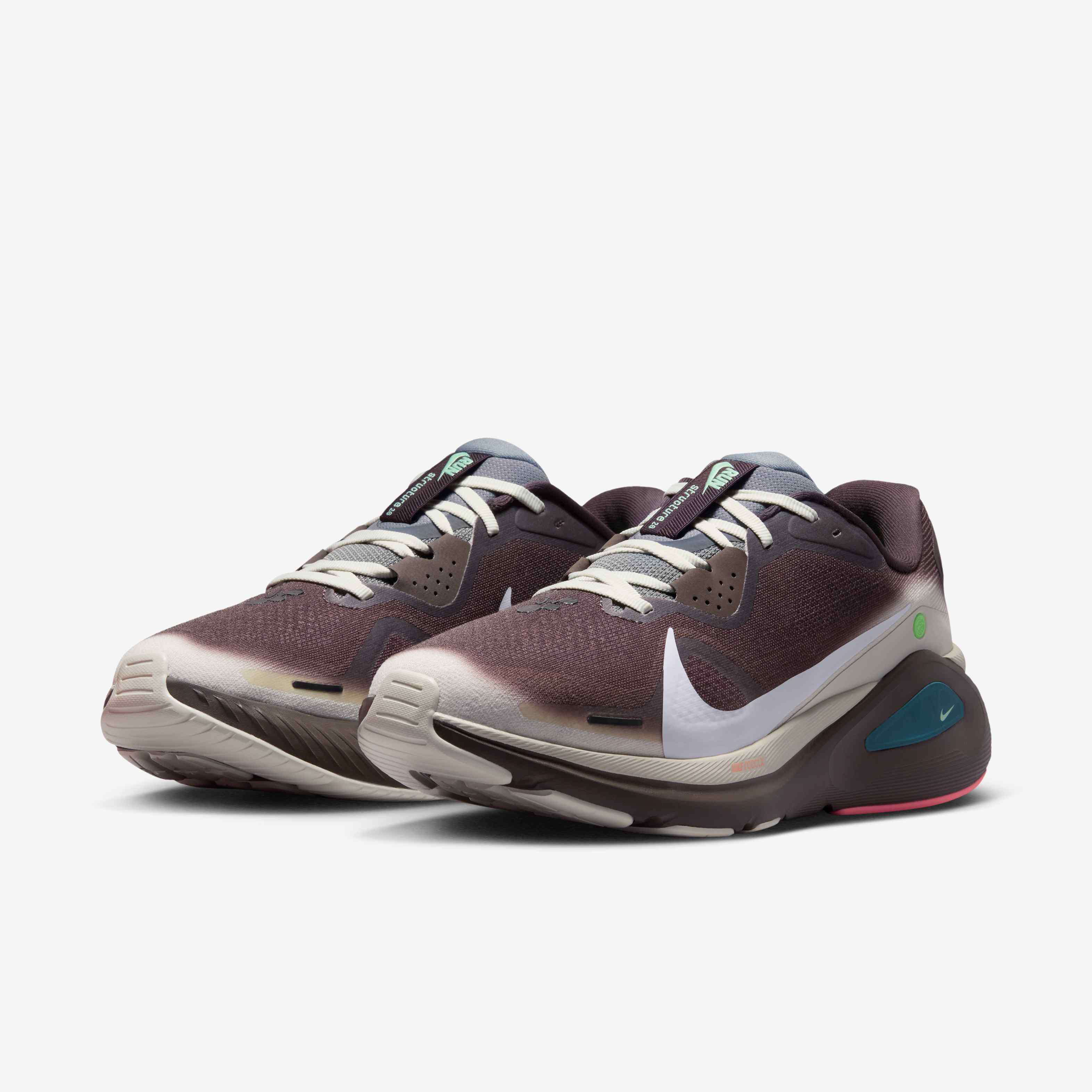 Nike Structure 26 image number 4