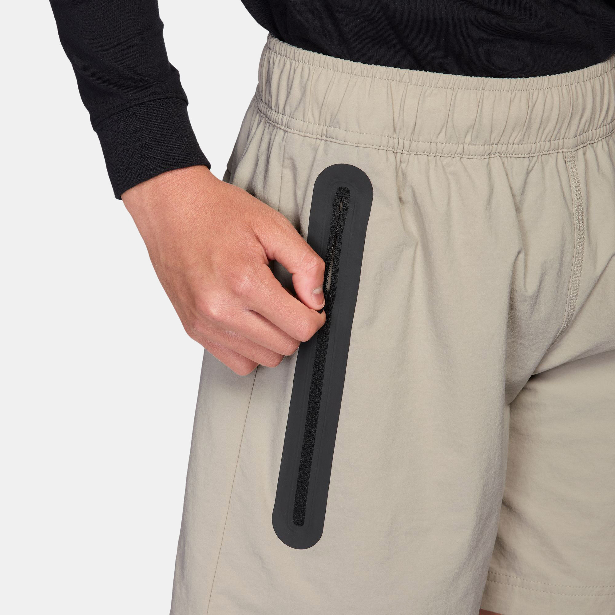 Nike Sportswear Tech image number 3