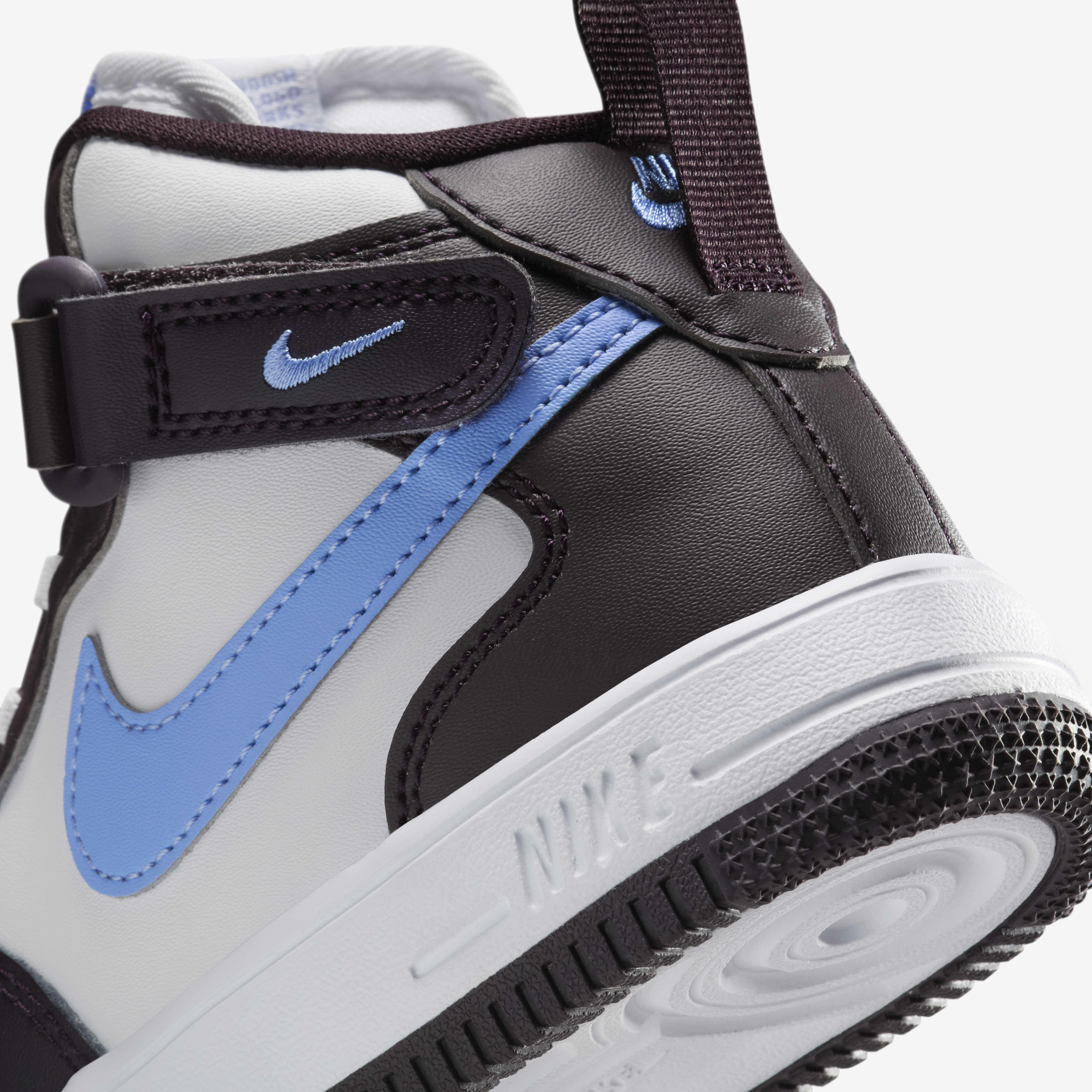 Nike Force 1 Mid EasyOn image number 7