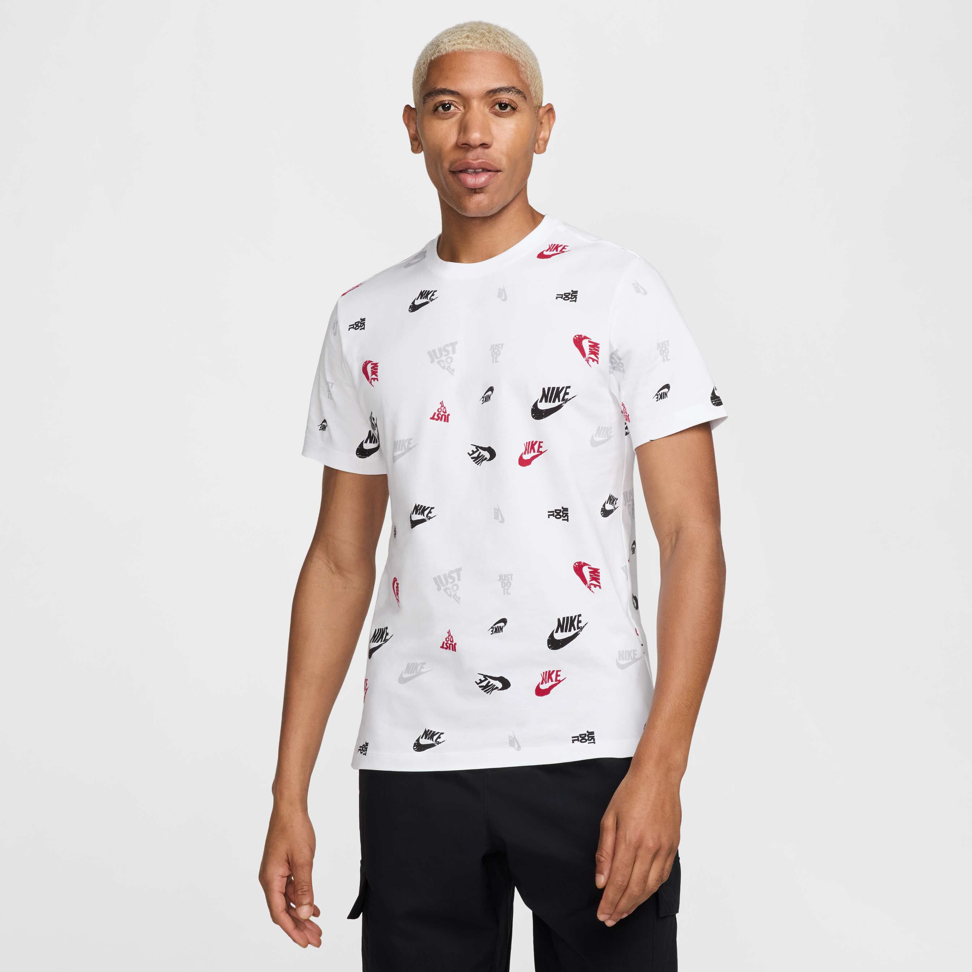Nike Sportswear image number 0
