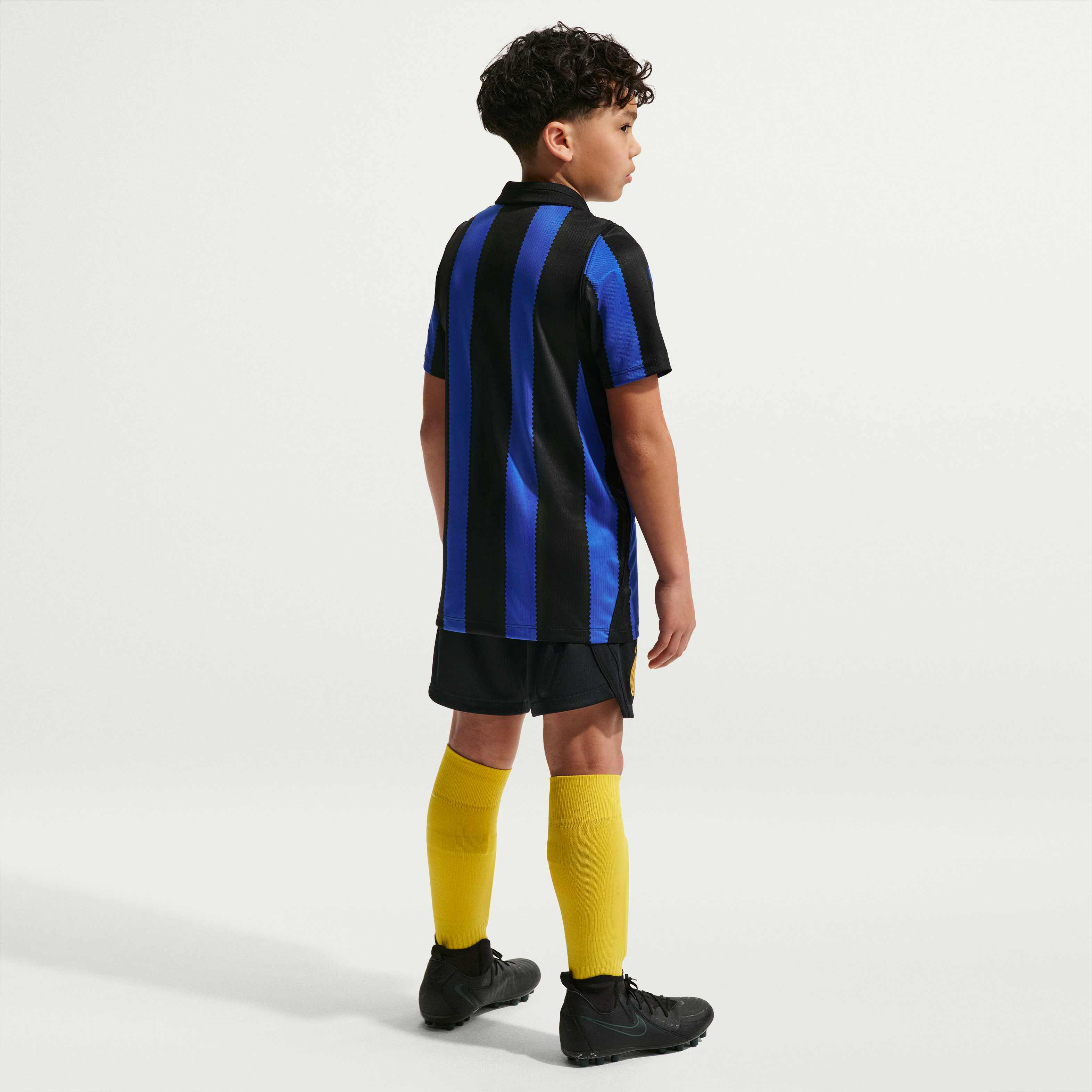 Inter Milan 2026/27 Stadium Home image number 5