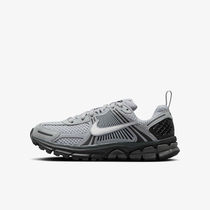 Nike Vomero 5