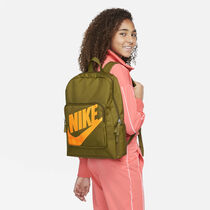 Nike Classic