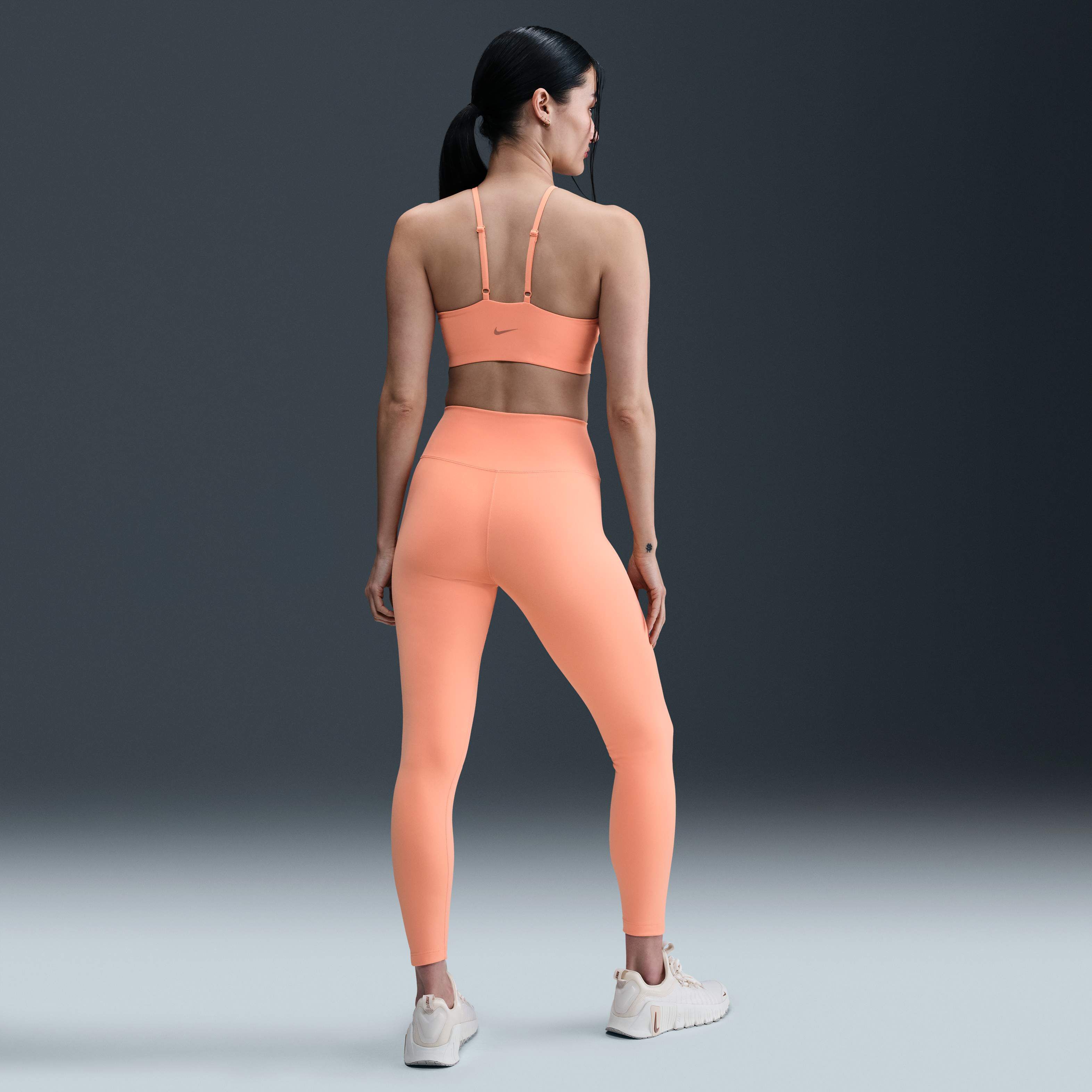 Nike One image number 3