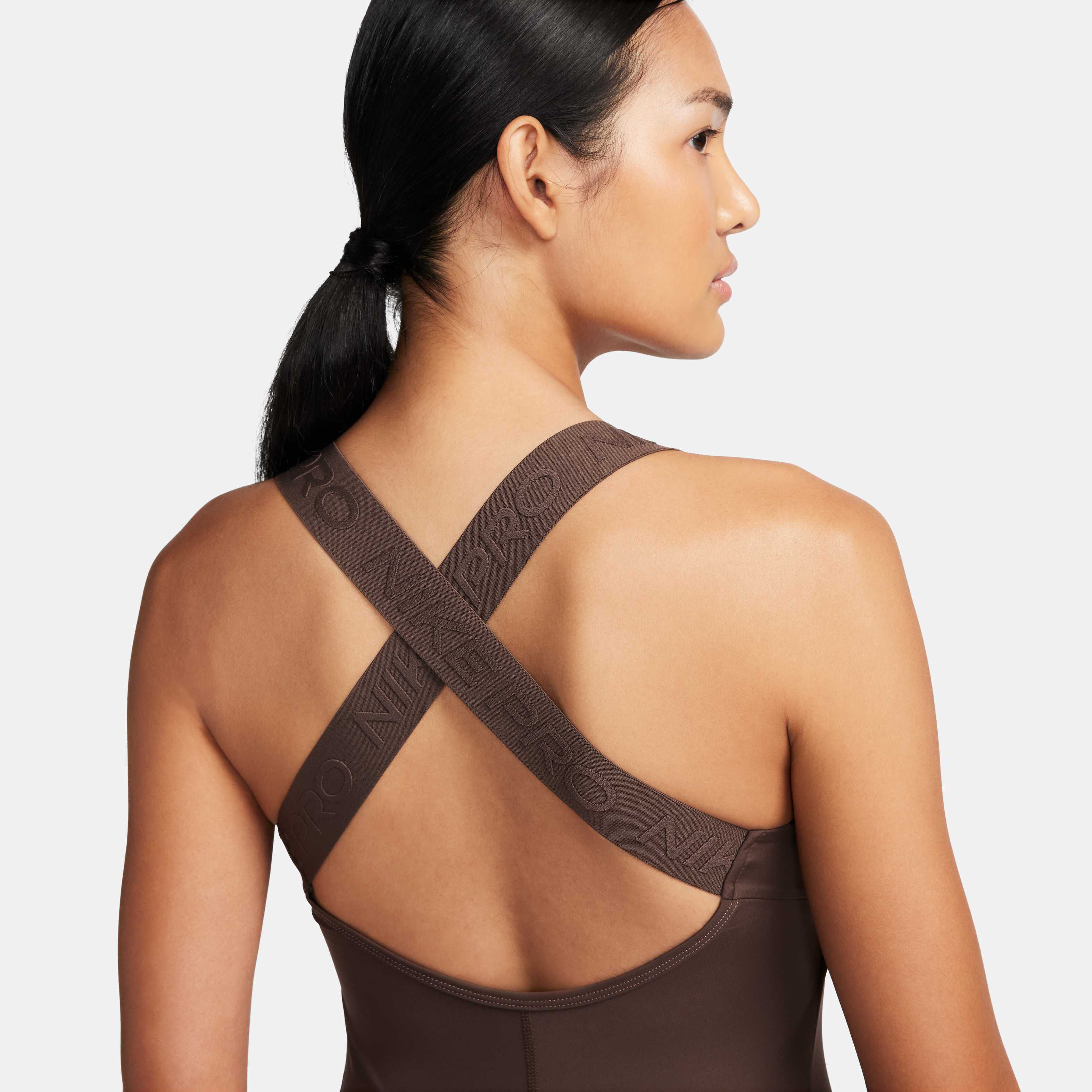Nike Pro image number 3