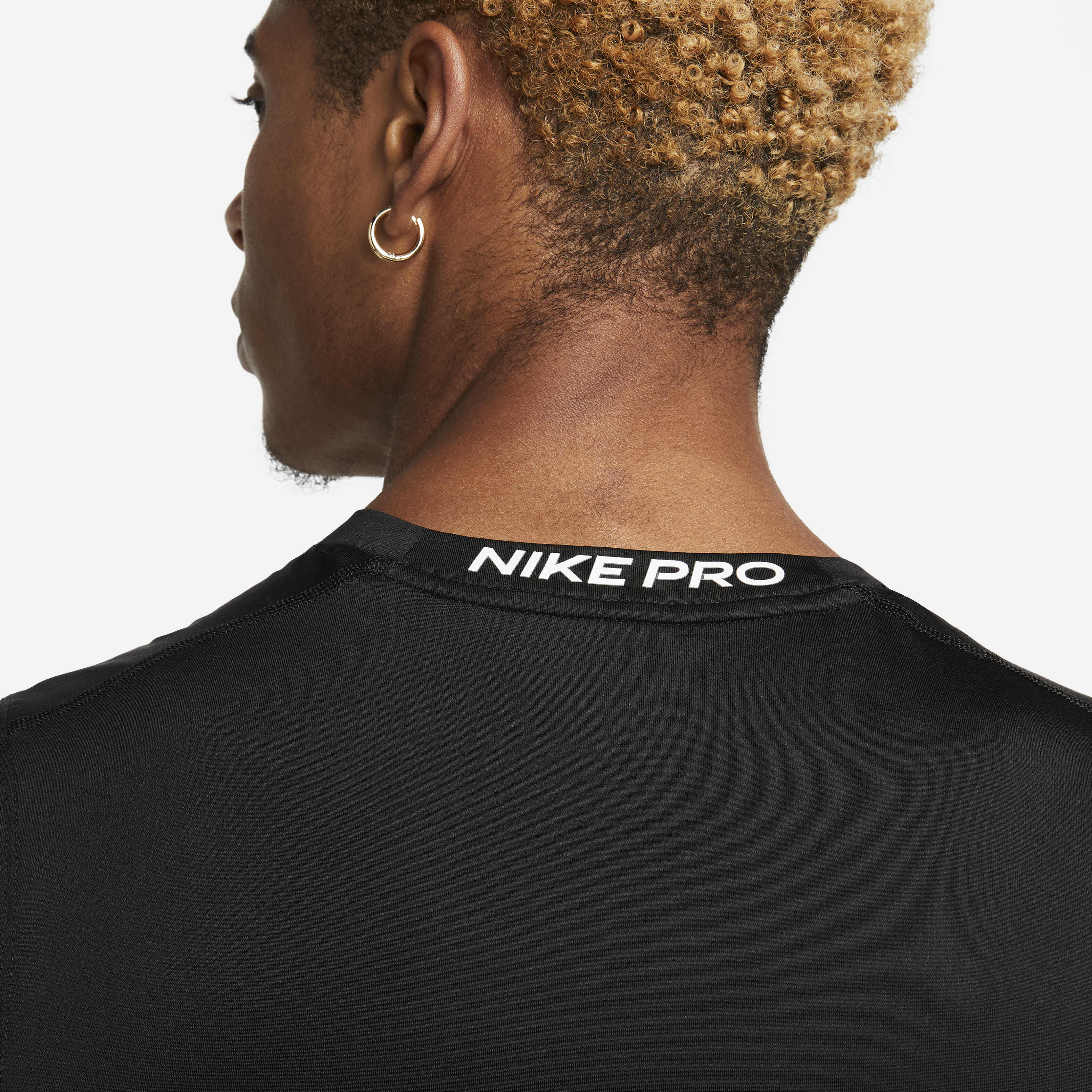 Nike Pro image number 3