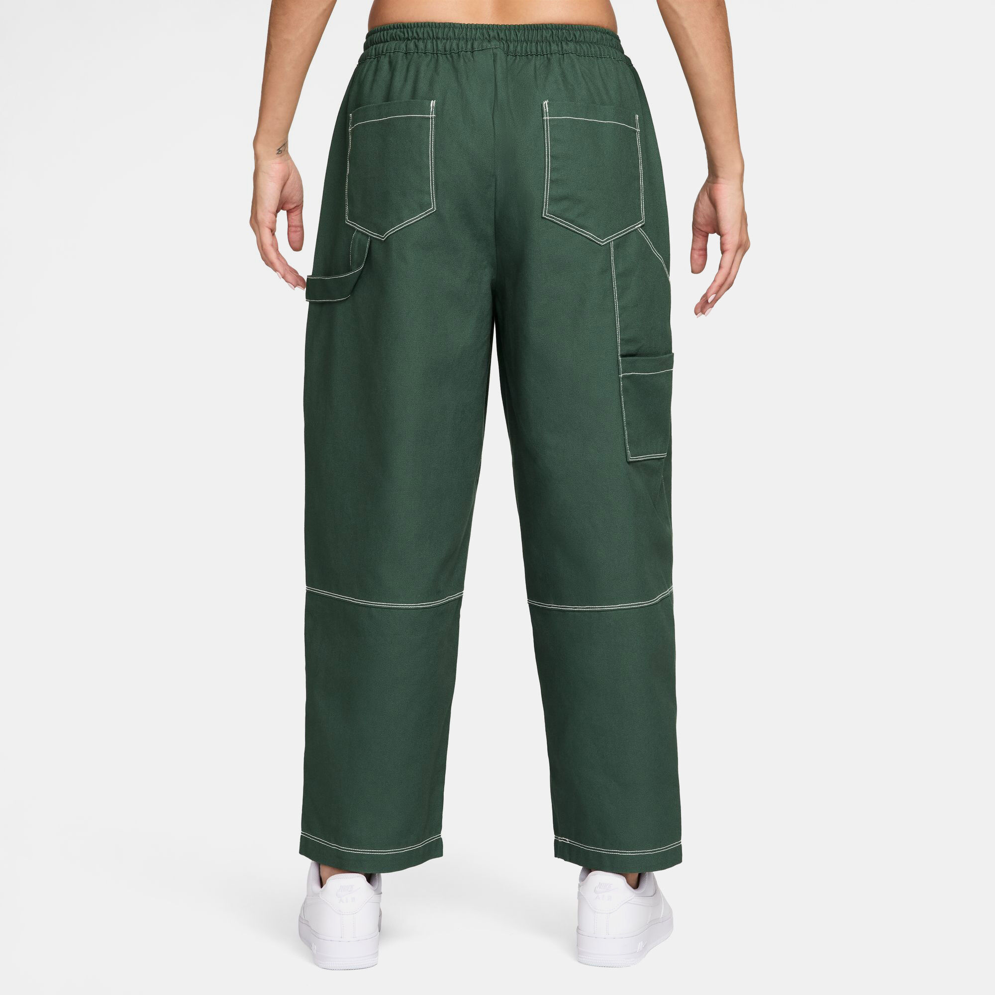 نايكي سبورتسوير image number 1