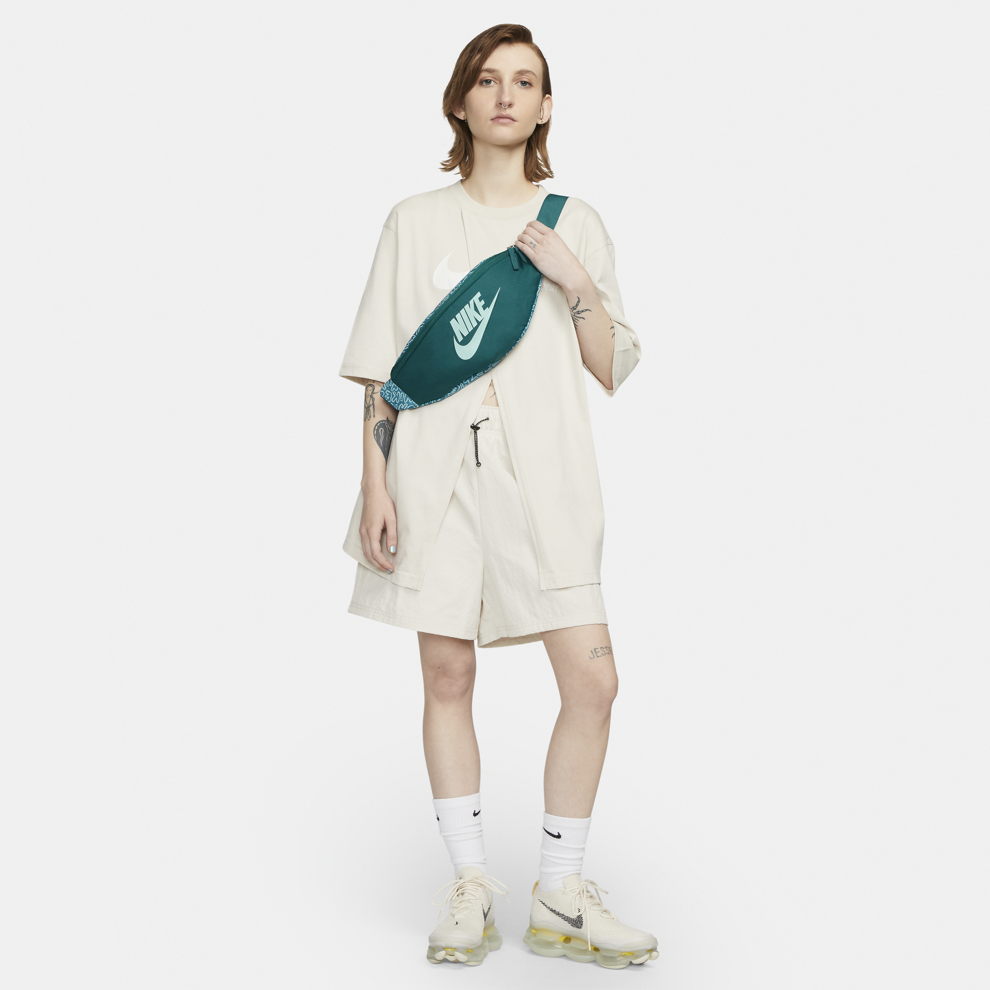 Shop Heritage Hip Pack 3L Nike KSA