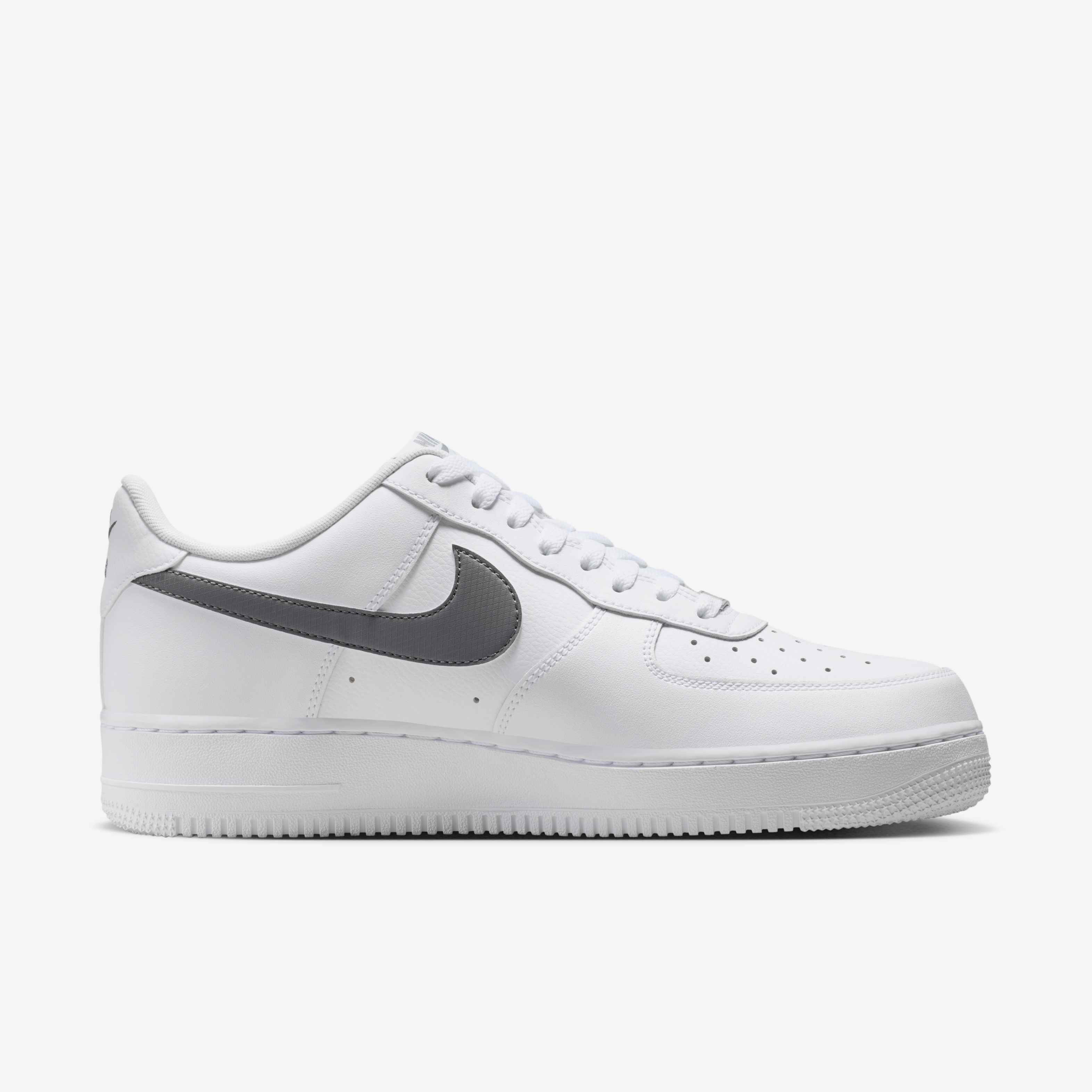 Nike Air Force 1 '07 image number 2
