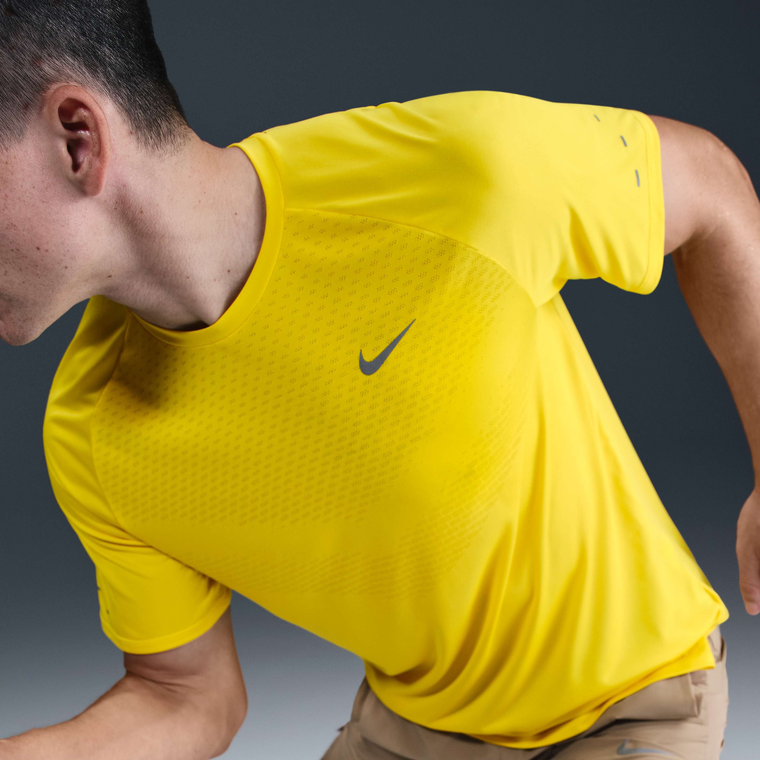 NIKE dry fit ADV X L タンクトップ　黄色 楽天市場】ナイキ タンクトップ メンズ（カラーイエロー）の通販