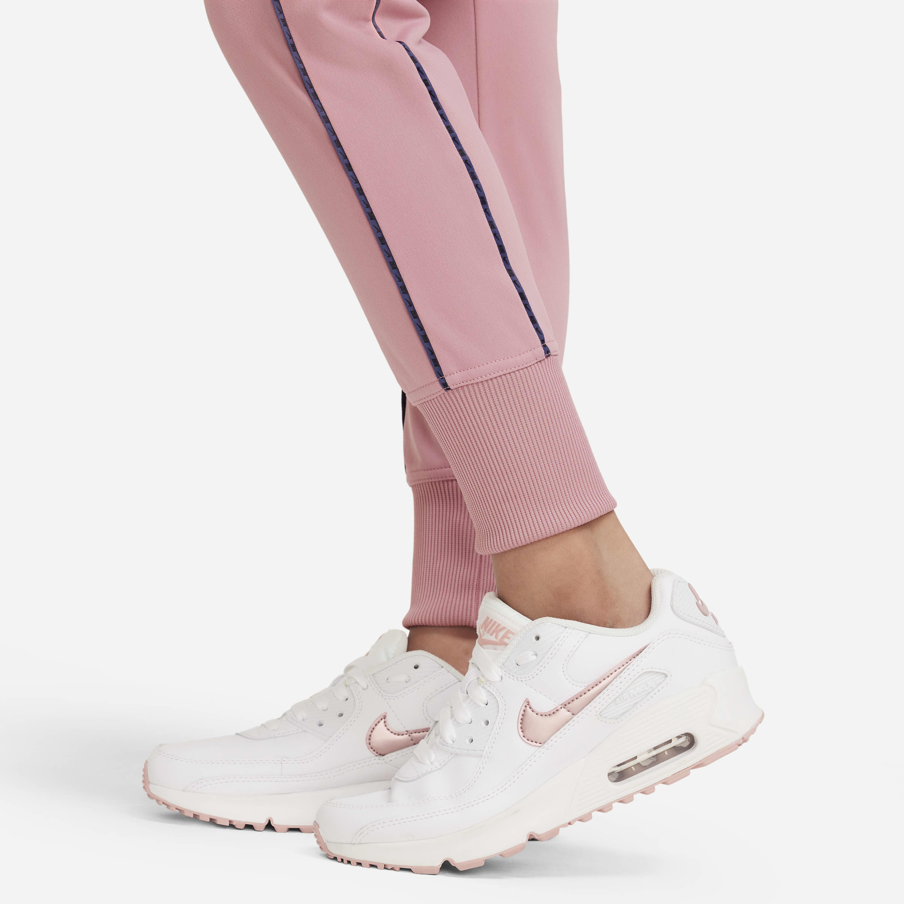 نايكي سبورتسوير image number 7