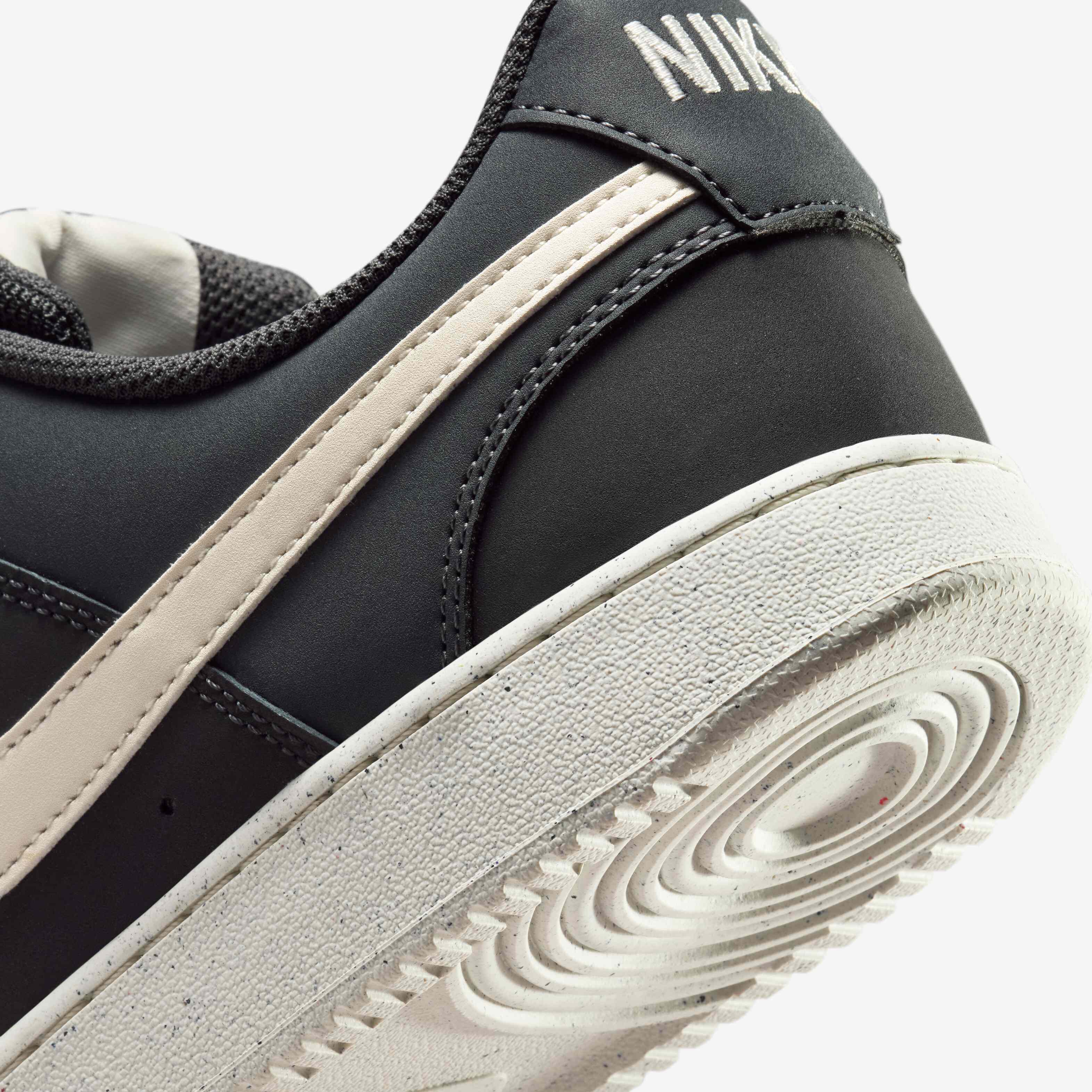 نايكي كورت فيجن لو بريميوم image number 7