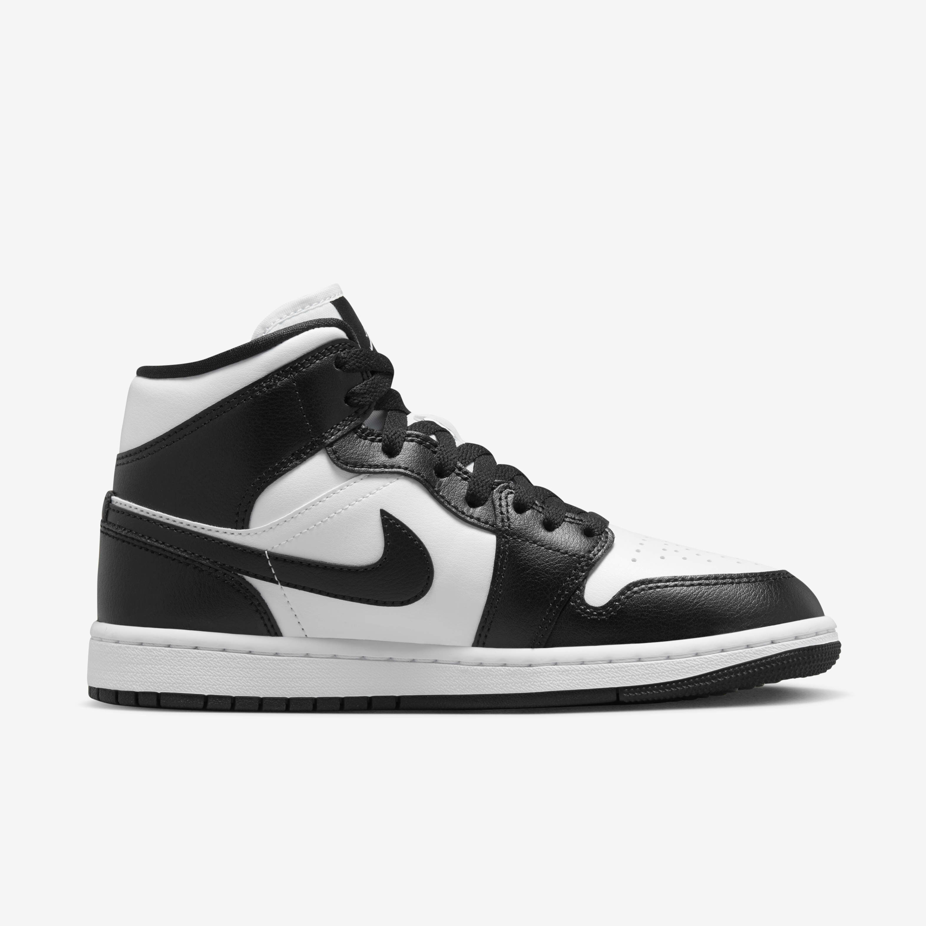Buy Air Jordan 1 Mid Women s Shoes Nike Saudi Official