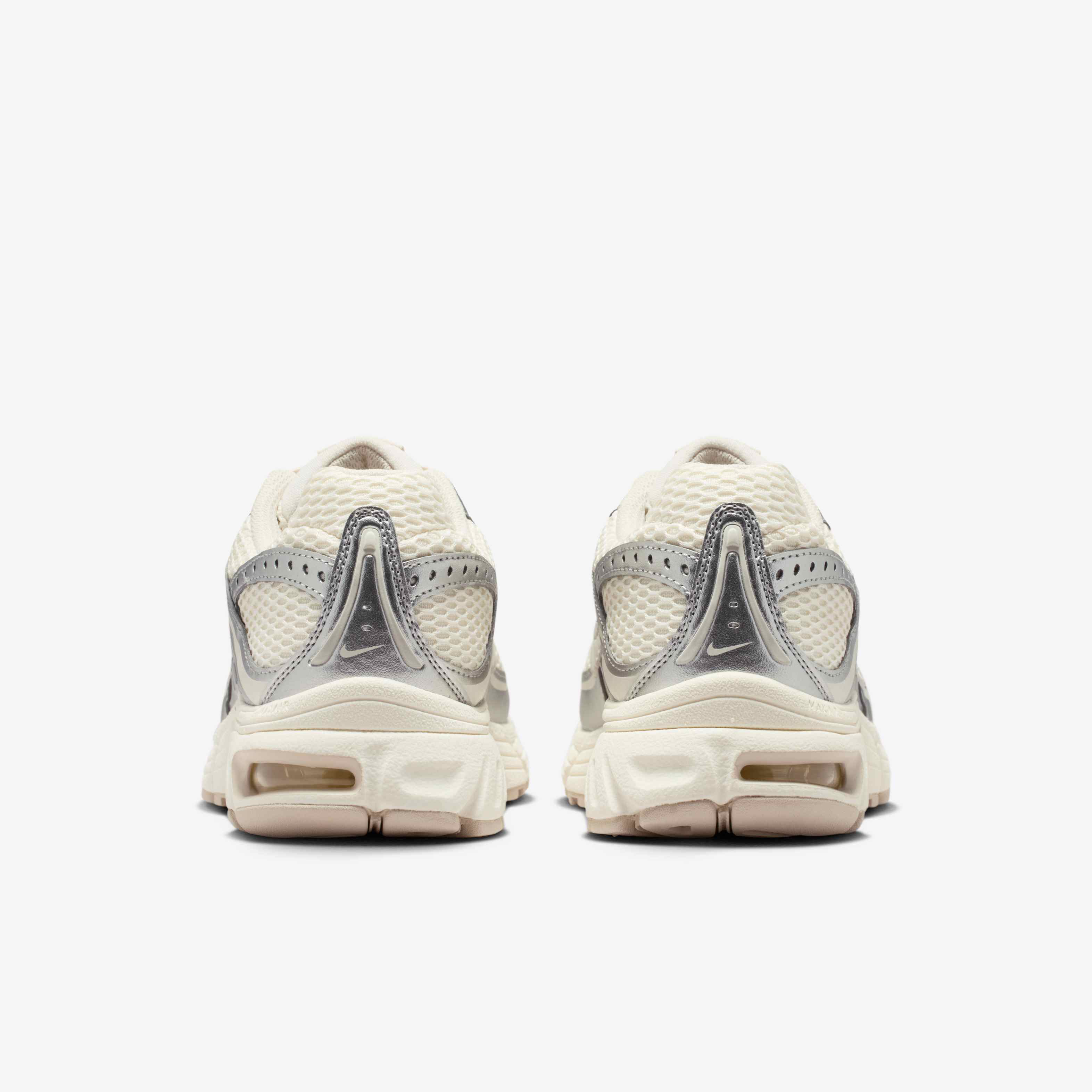 Nike Air Max Moto 2K image number 5