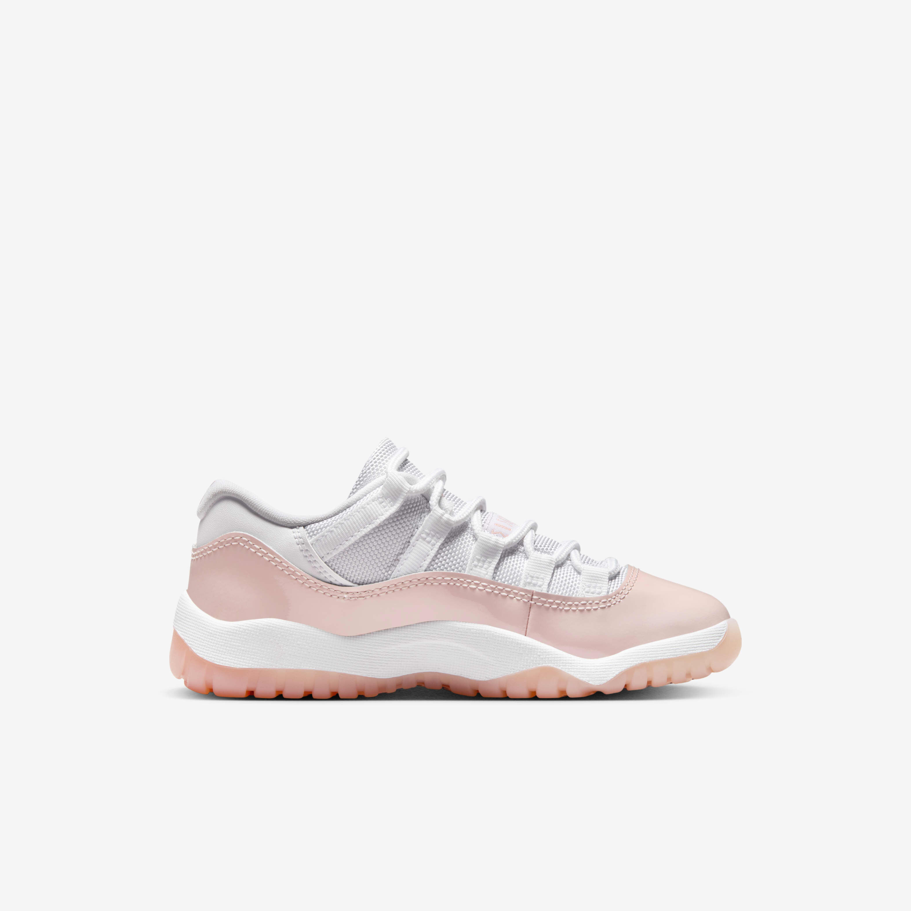Jordan 11 Retro Low image number 2